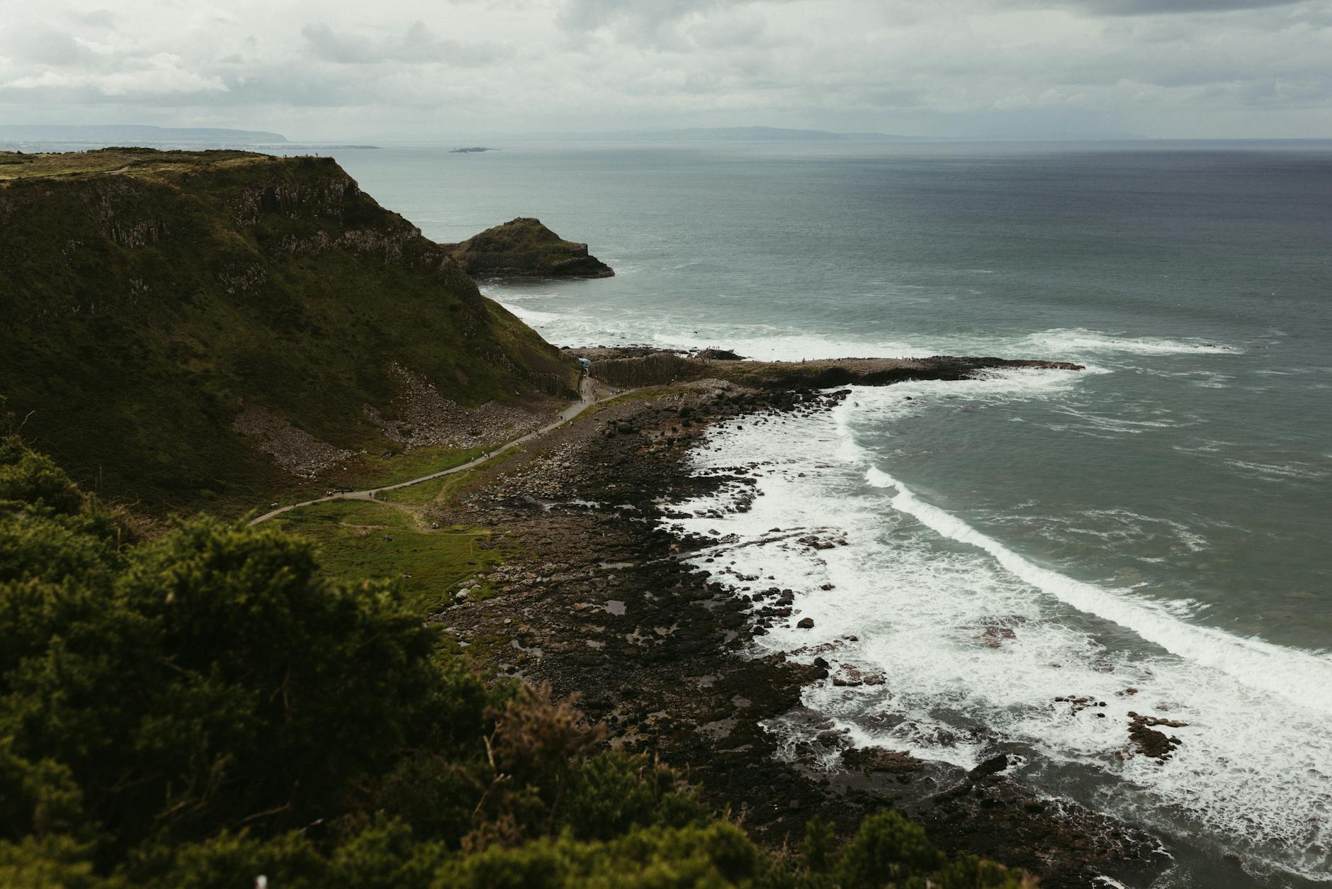 Northern Ireland outdoor travel image for Belfast adventure planning.
