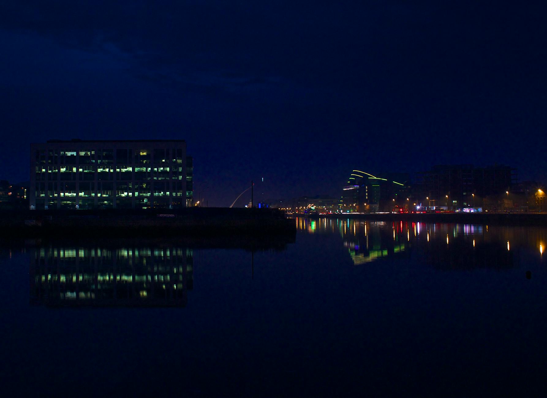 Belfast and Northern Ireland travel image.