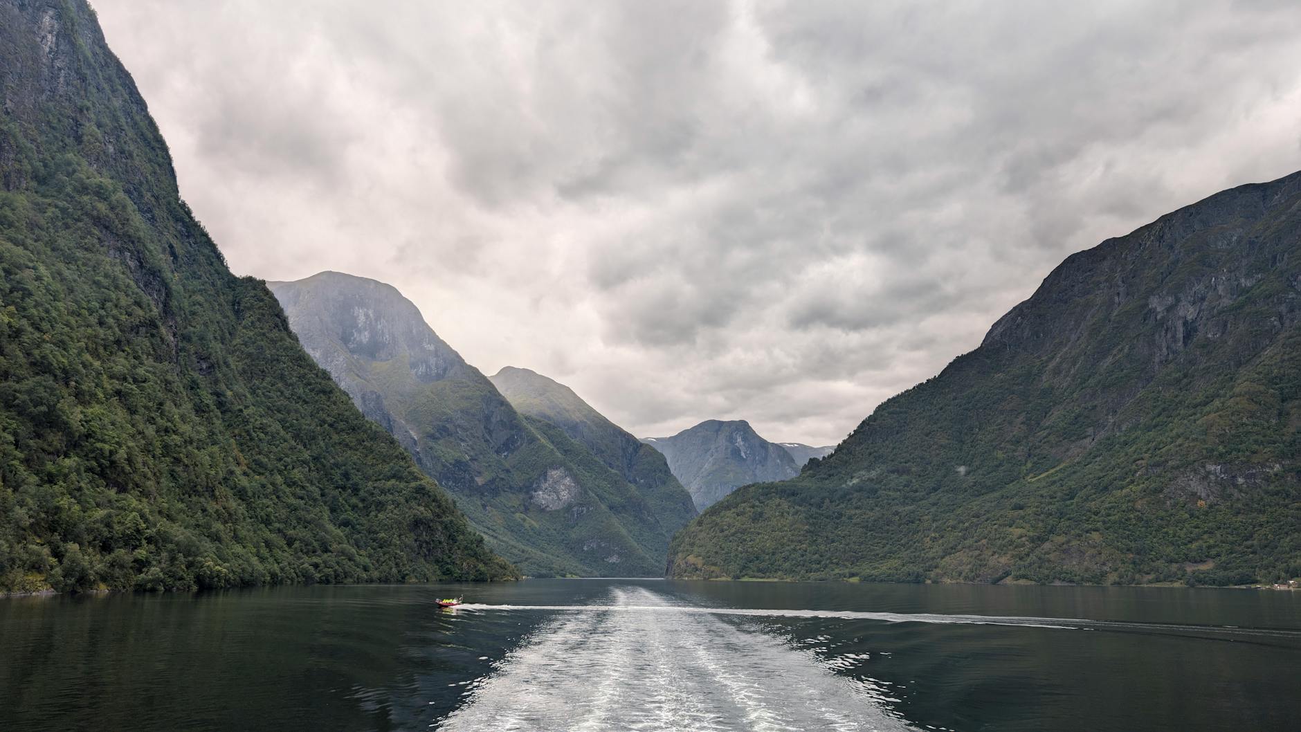 Bergen fjord and vessel for journalist interview and access planning.