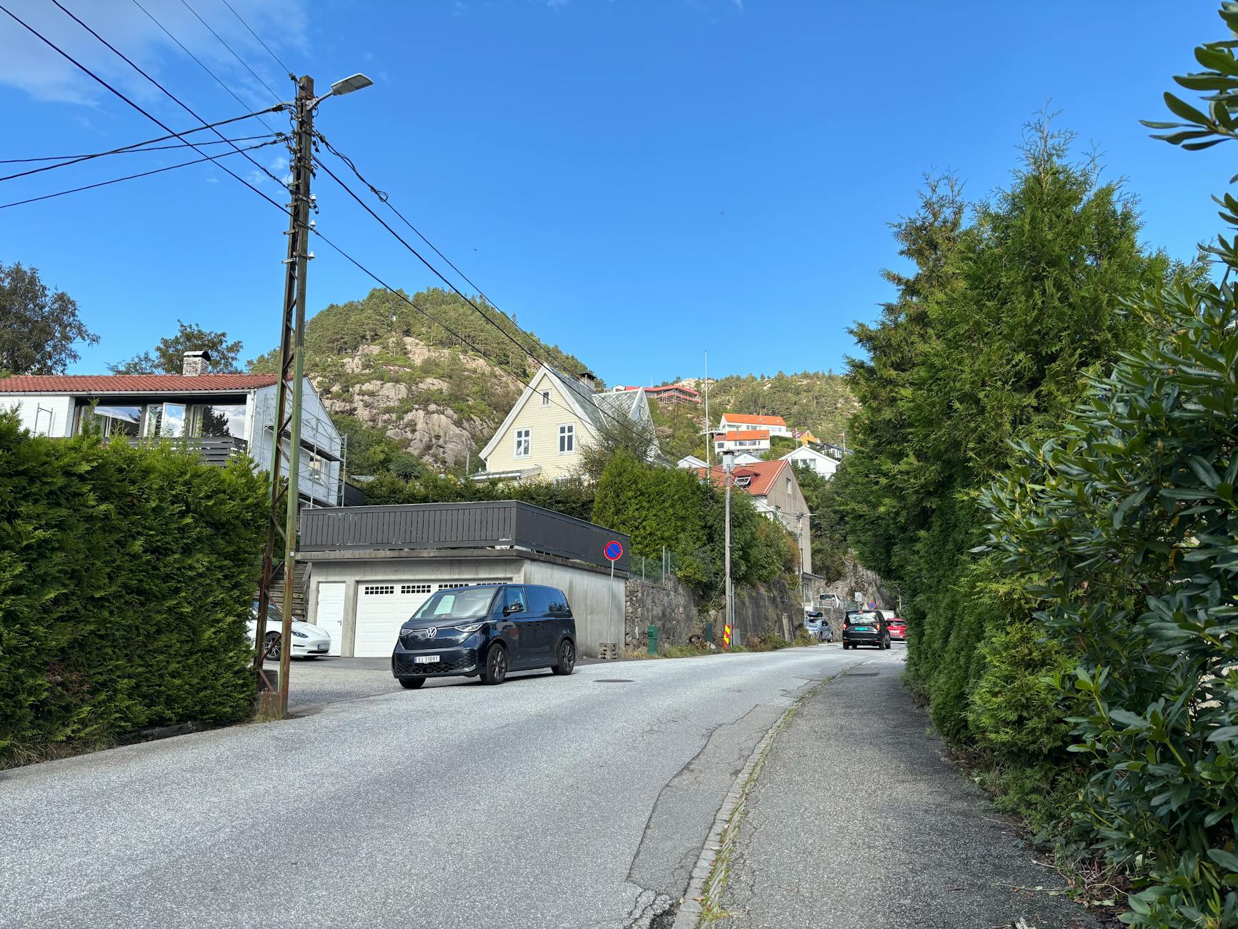 Bergen transport setting for older traveler arrival planning.