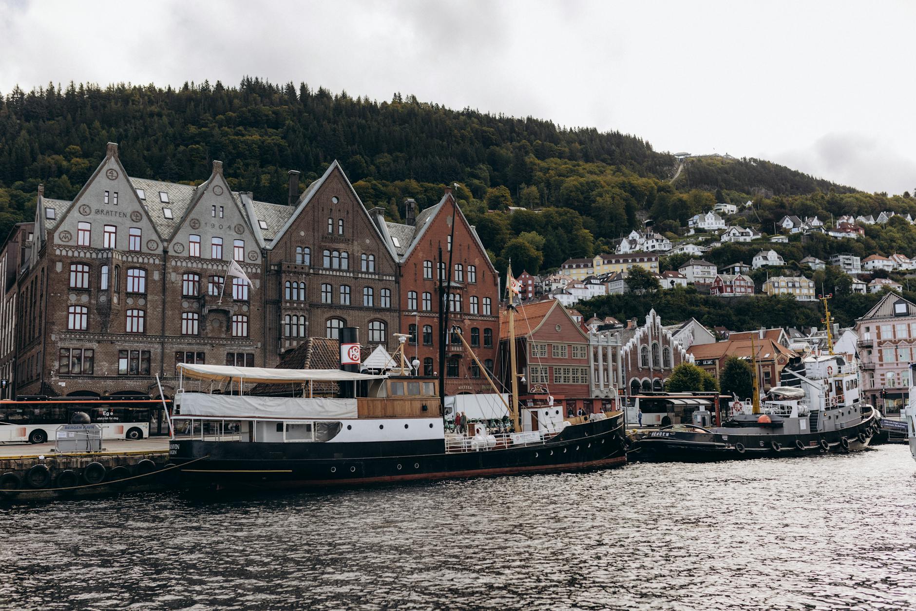 Bergen waterfront and boats for woman traveler hotel-base planning.