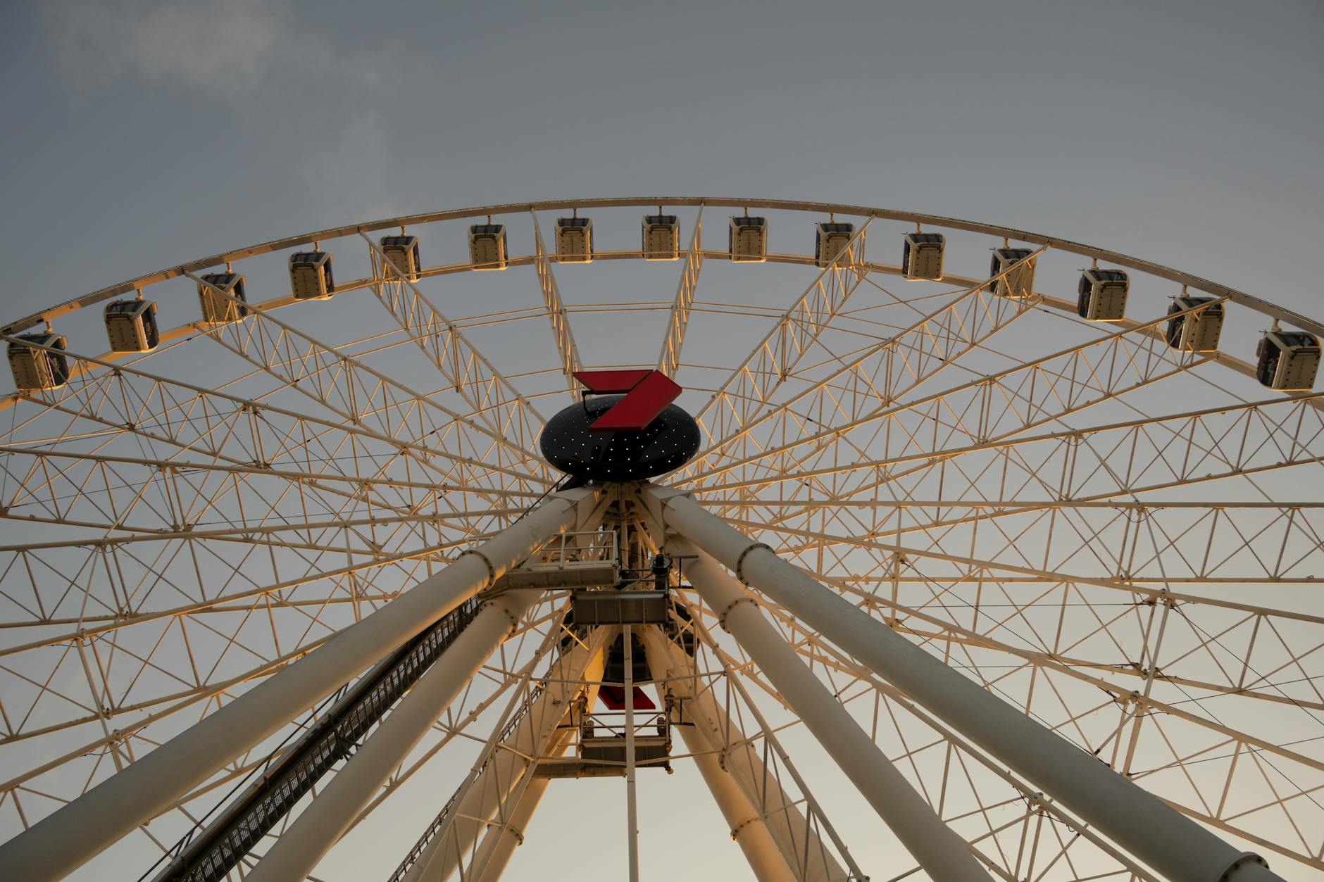 Brisbane Ferris Wheel at sunset for family travel planning.
