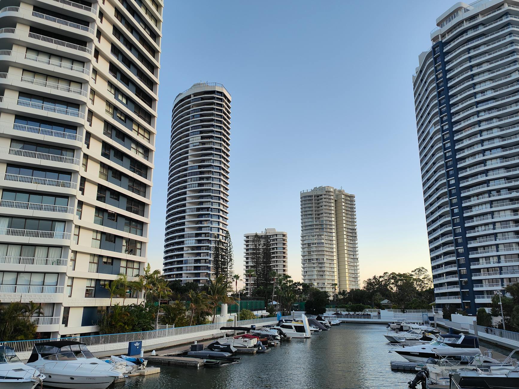 Queensland marina high-rises for Brisbane property deal planning.