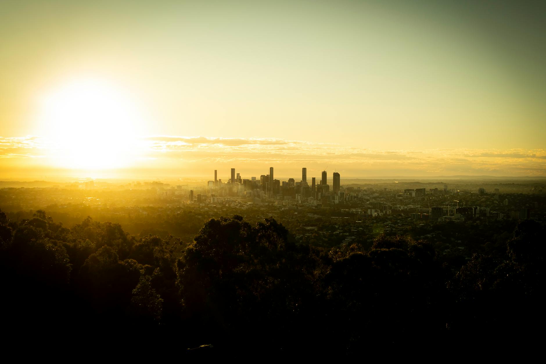 Brisbane skyline from Mount Coot-tha for medical-constraint travel planning.