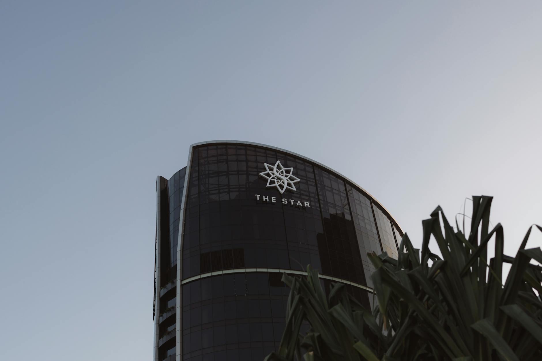 The Star Brisbane architecture for lodging and return-route planning.