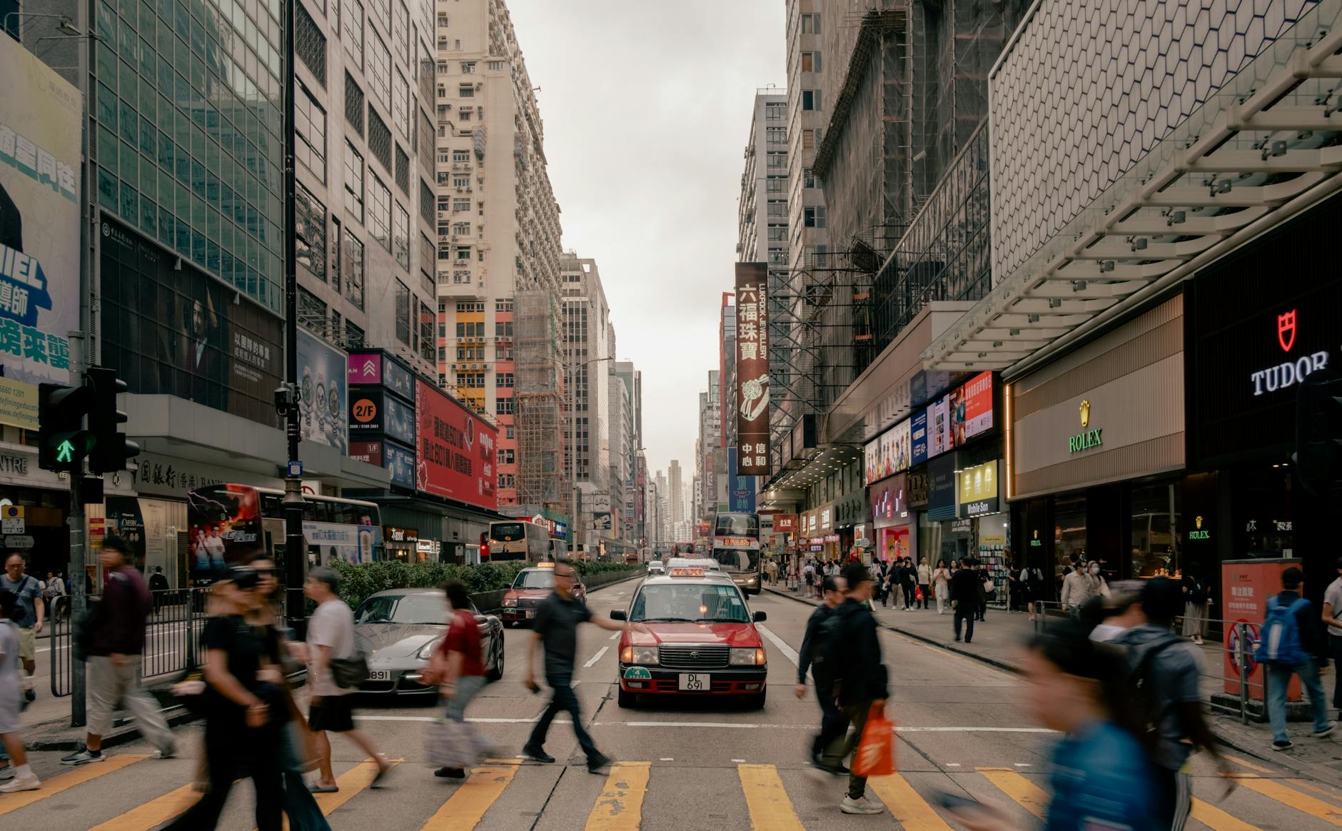 Central Hong Kong transit and budget traveler planning context.