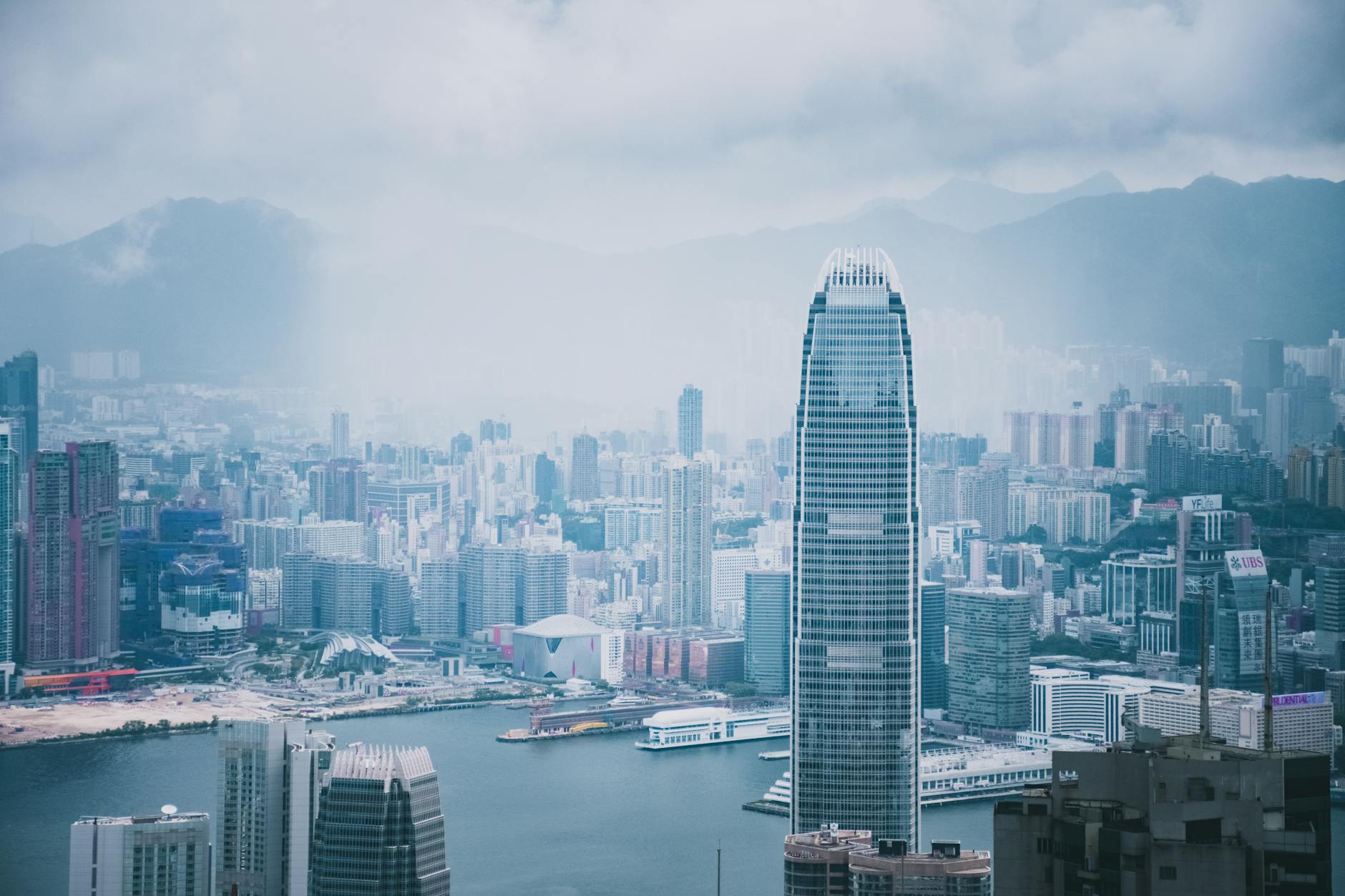 Central Hong Kong consultant and business-district planning context.