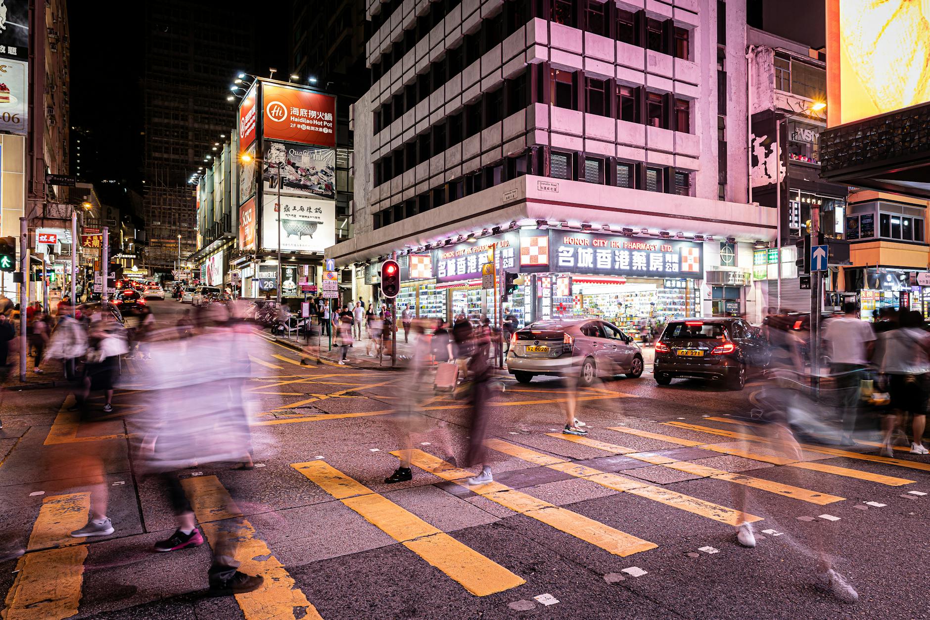 Central Hong Kong street photography and content-route planning context.