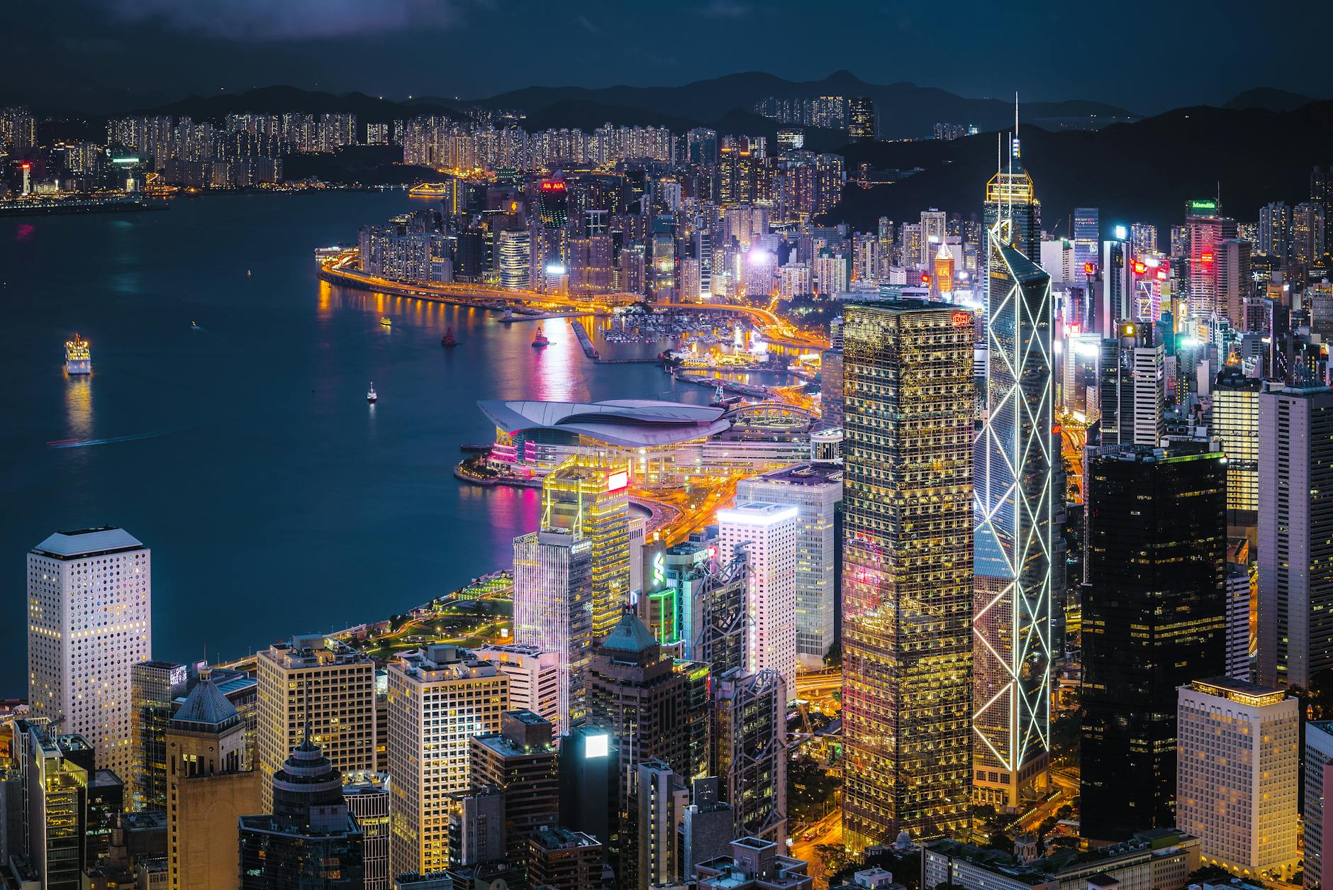 Hong Kong finance meeting and diligence-work planning context.