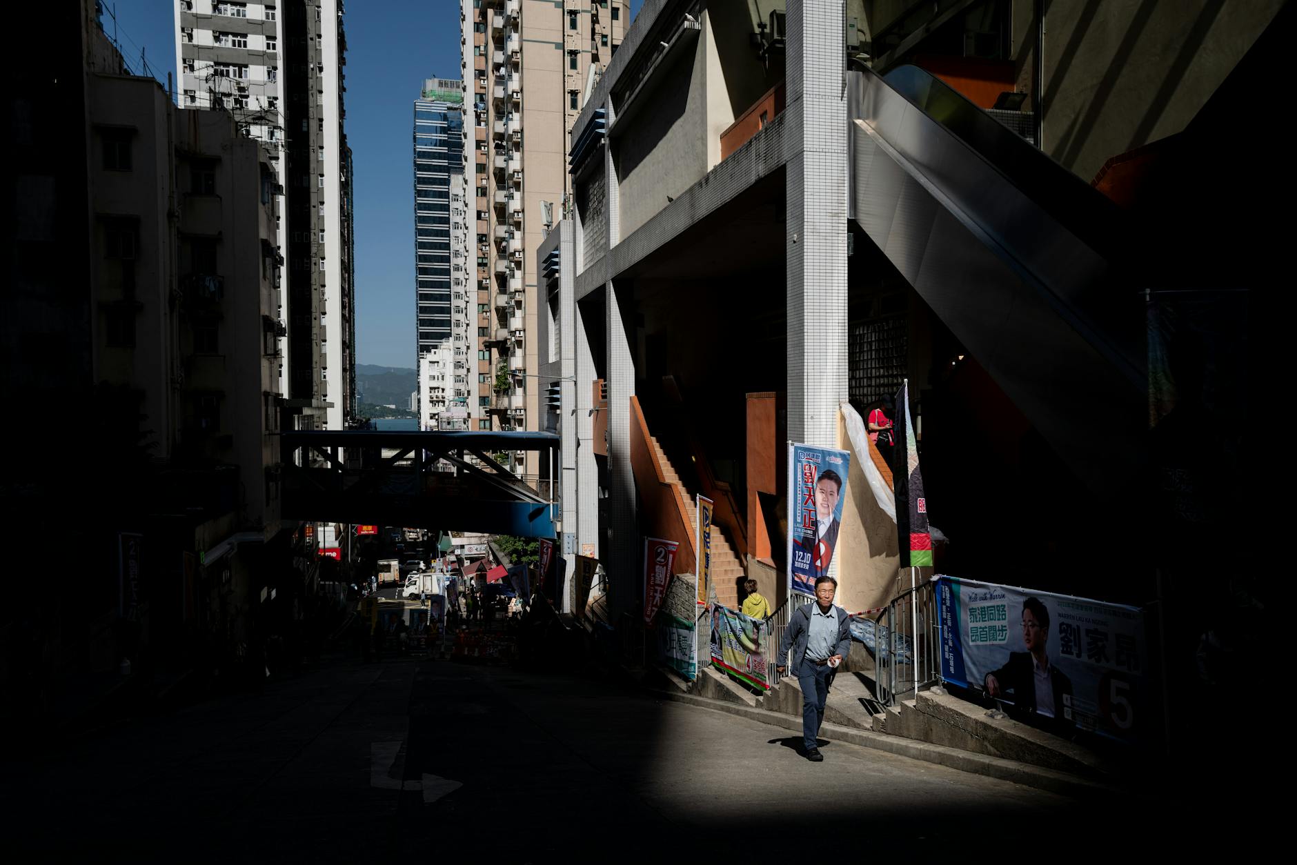 Central Hong Kong stairs, slopes, and weather planning for older travelers.
