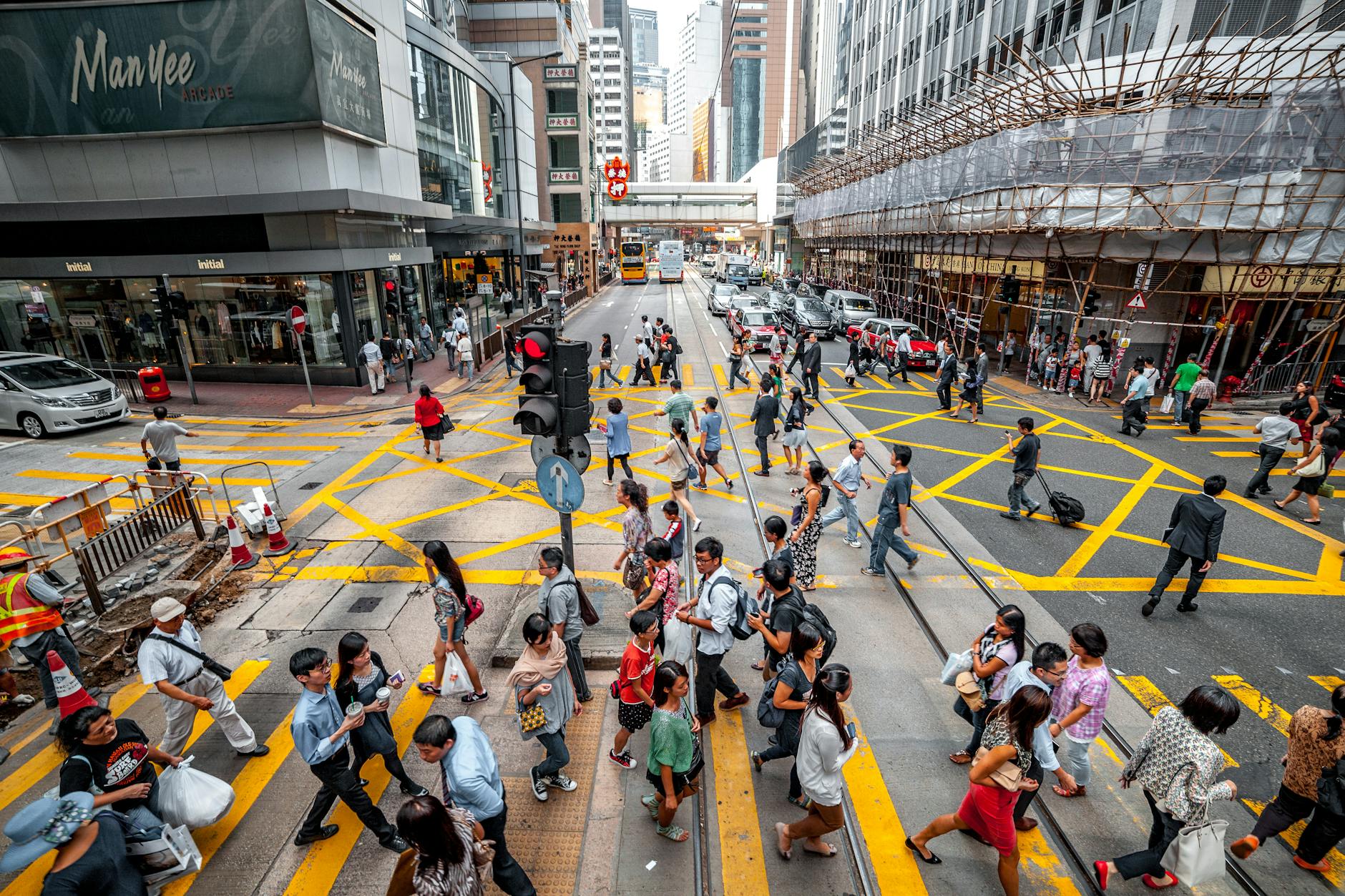 Central Hong Kong walking and medical-access planning for older travelers.