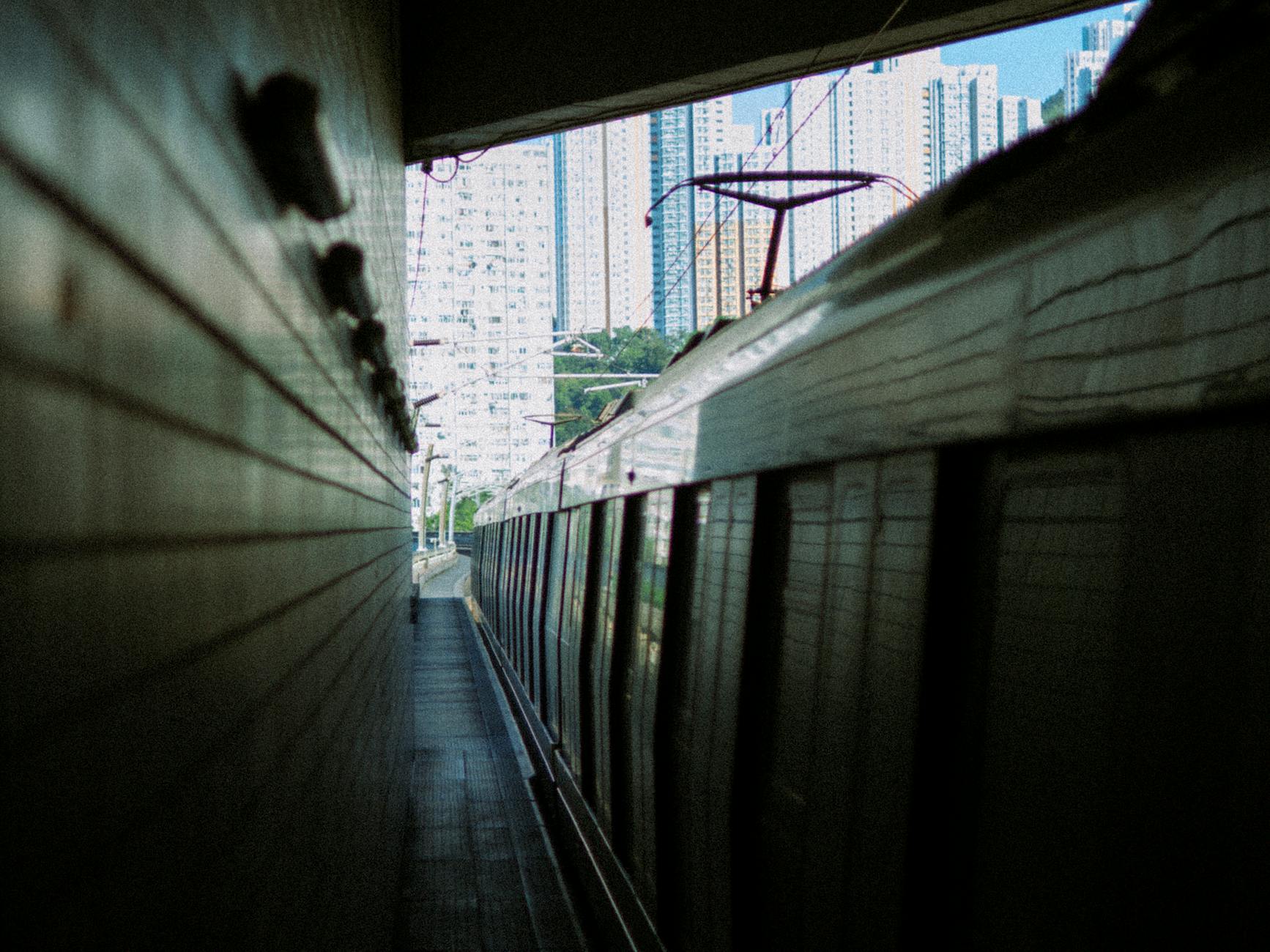 Central Hong Kong MTR access and older traveler route planning context.