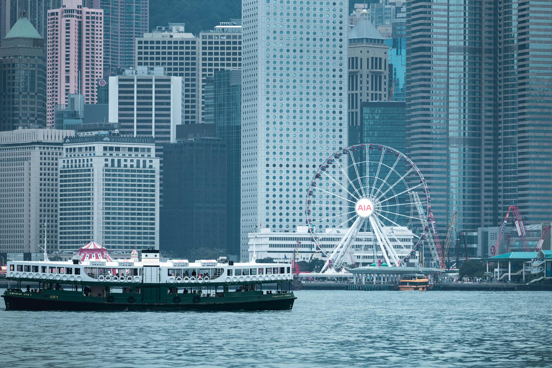 Central Hong Kong tourist image for short-term planning.