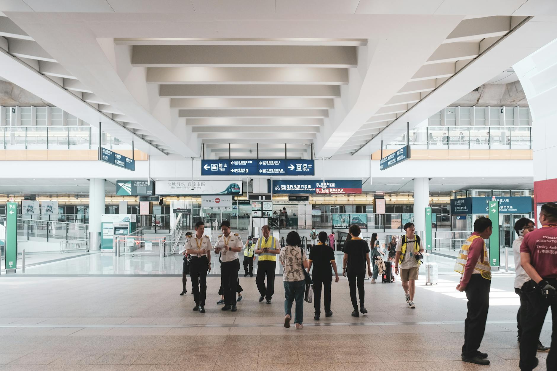 Hong Kong transit and volunteer traveler duty-of-care planning context.