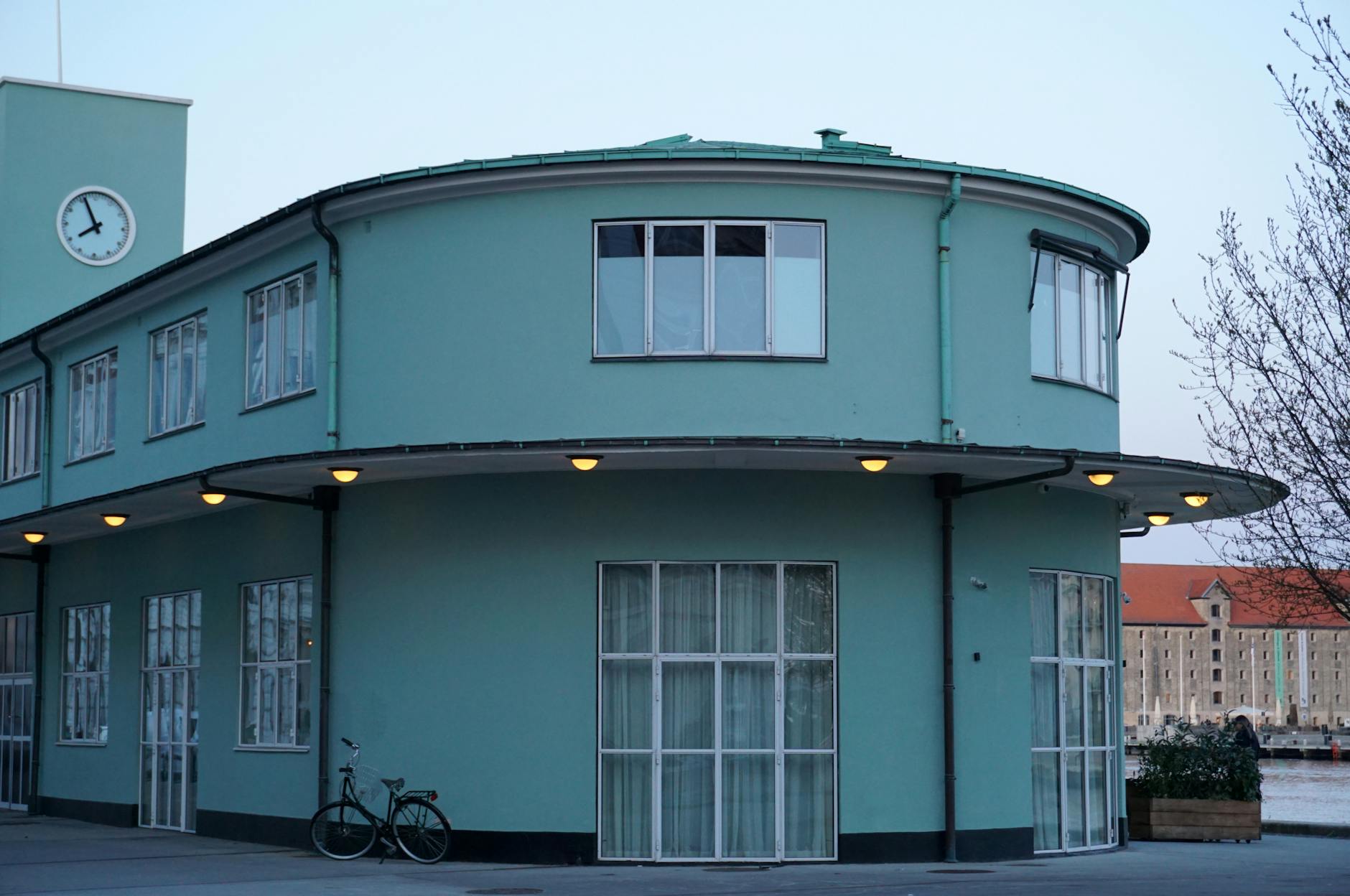 Copenhagen building at dusk for consultant recovery planning.