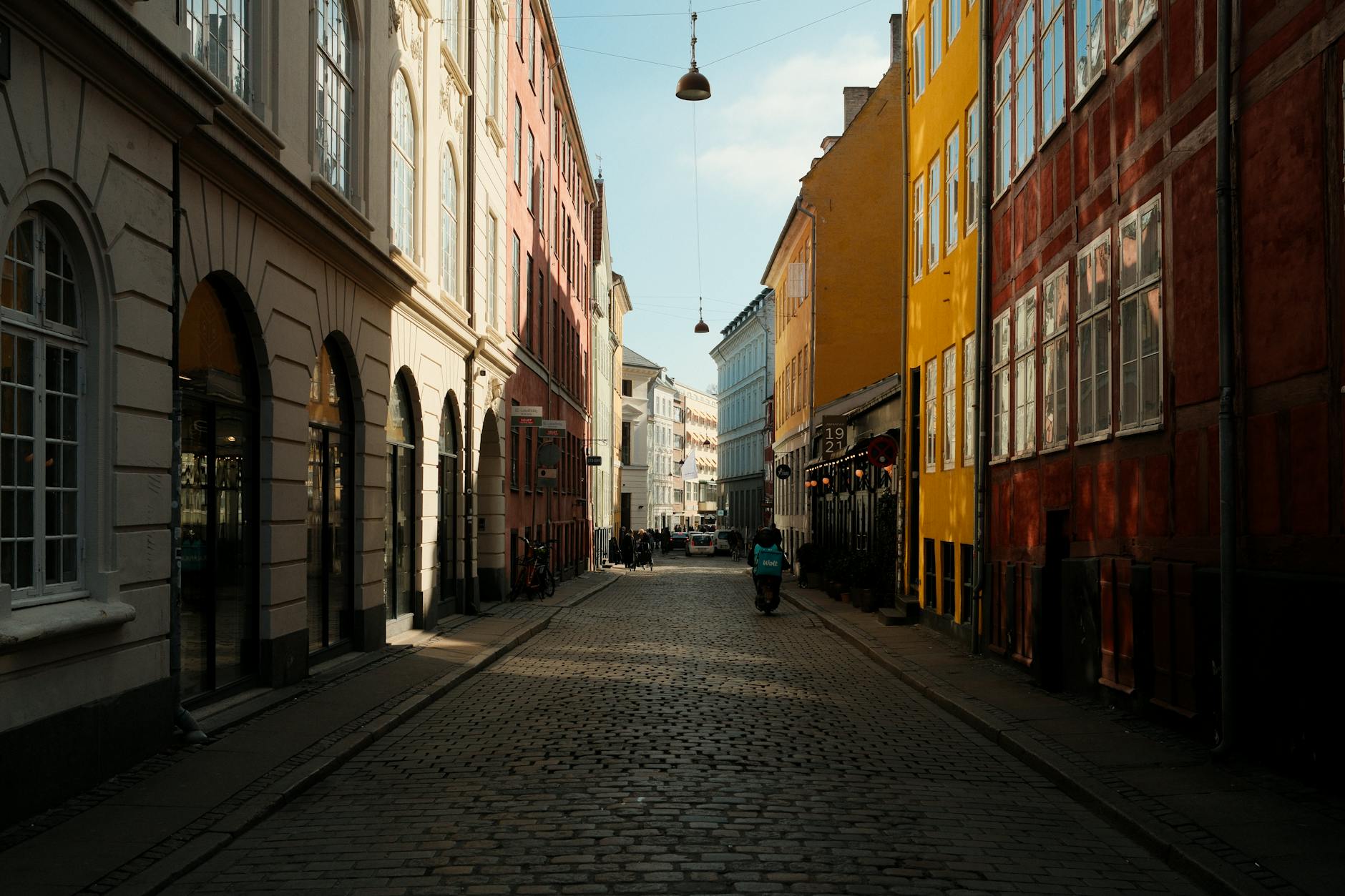 Copenhagen cobblestone street for content route planning.