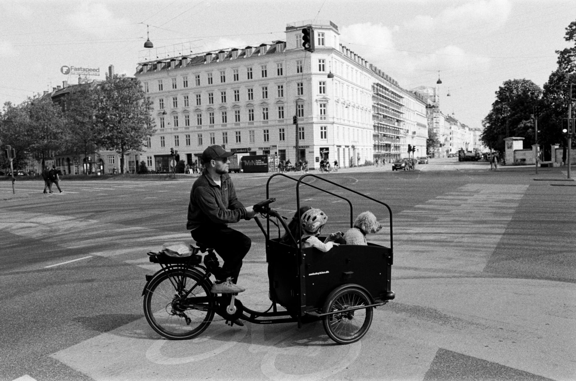 Cargo bike on a Copenhagen street for student transport planning.