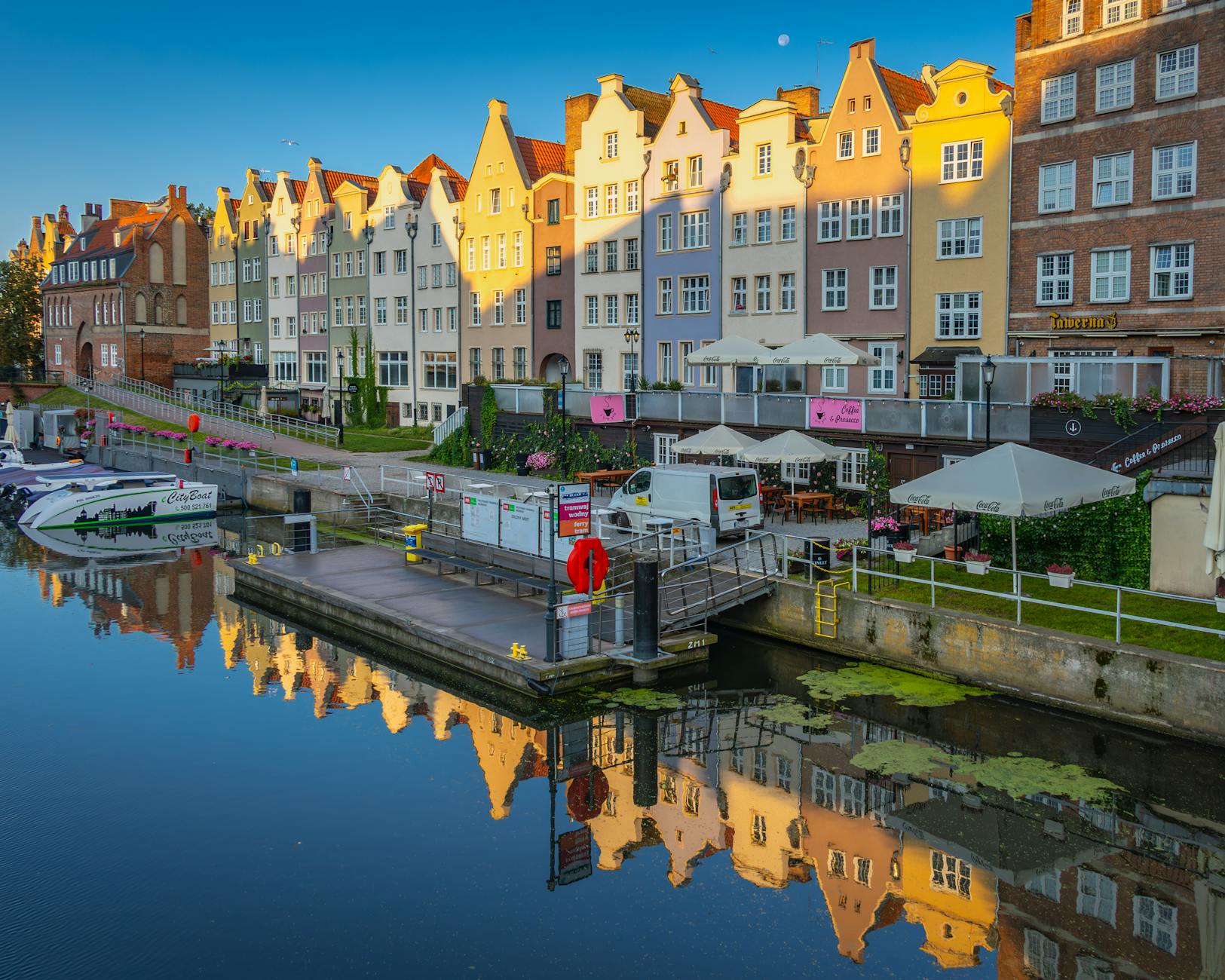 Gdansk business district setting for conference session pacing planning.