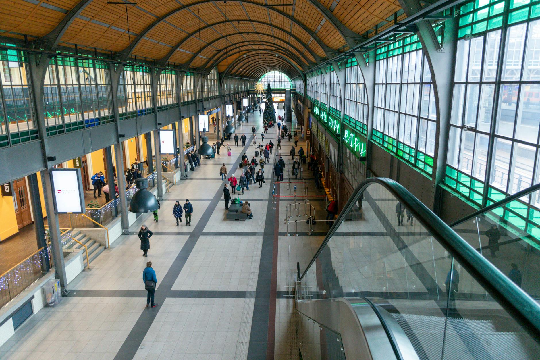 Gdansk station setting for investor and deal team transport planning.