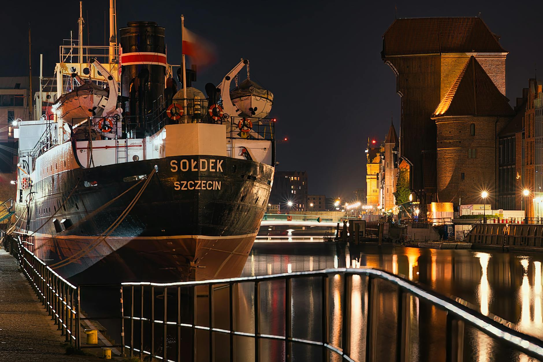 Gdansk waterfront evening for investor and deal team meal planning.
