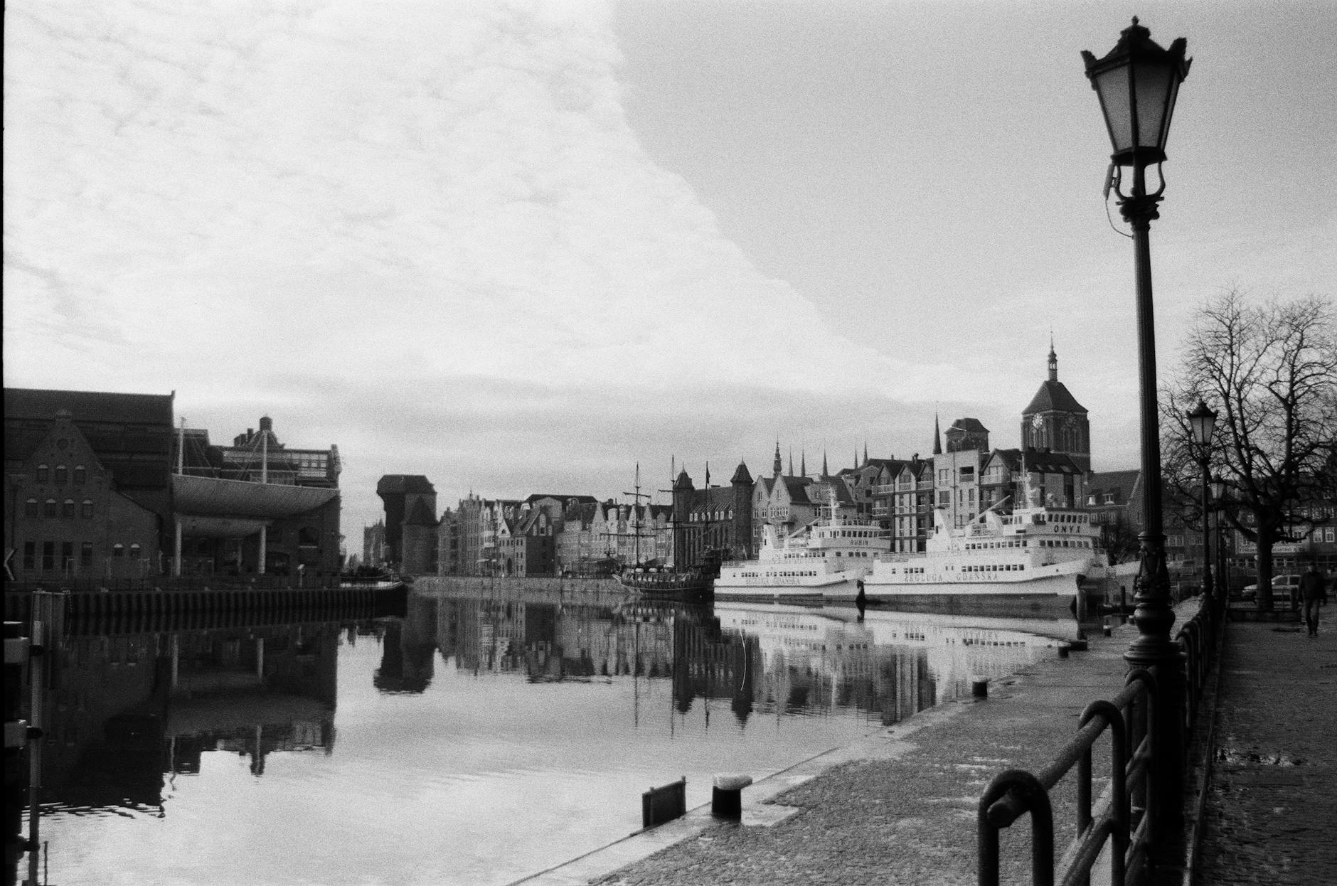 Gdansk journalist waterfront setting for short-stay planning.