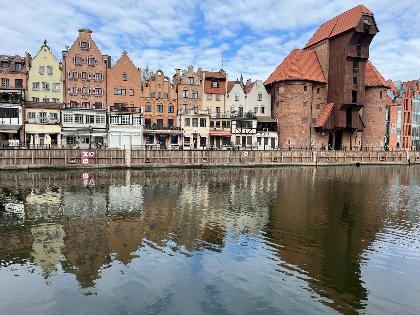 Gdansk central lodging area for solo traveler planning.
