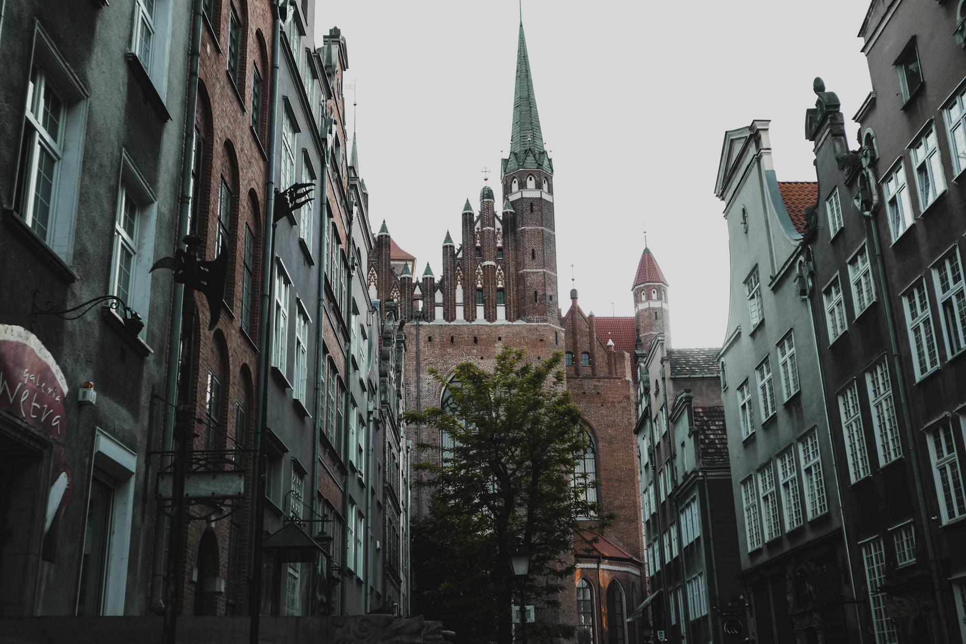 Gdansk lodging area for medical routine travel planning.