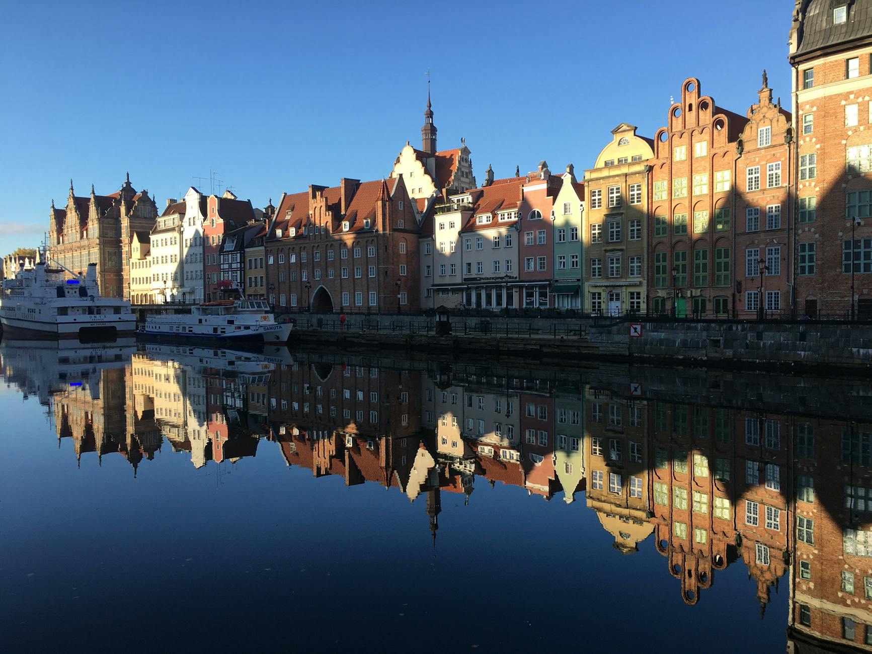 Gdansk volunteer or NGO traveler old-town setting for short-stay planning.