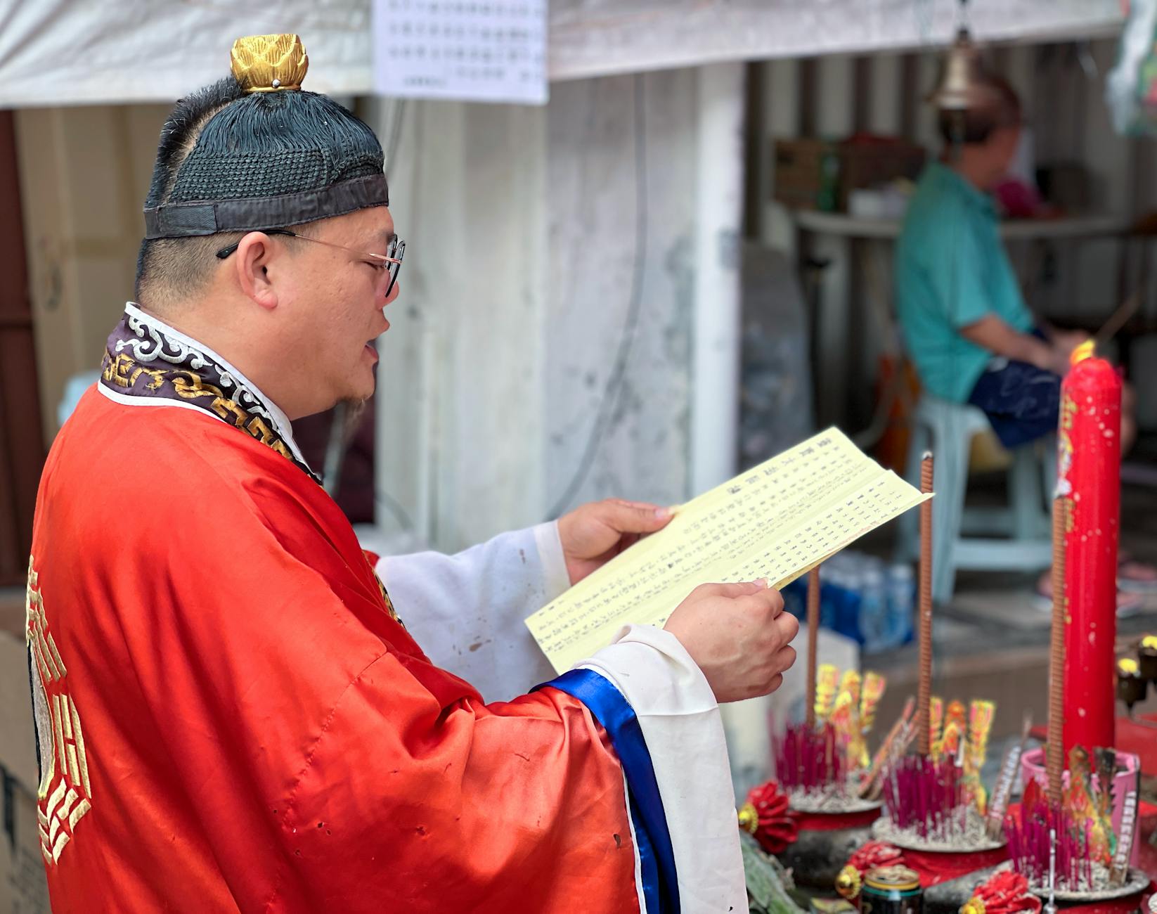 George Town temple and cultural etiquette context.