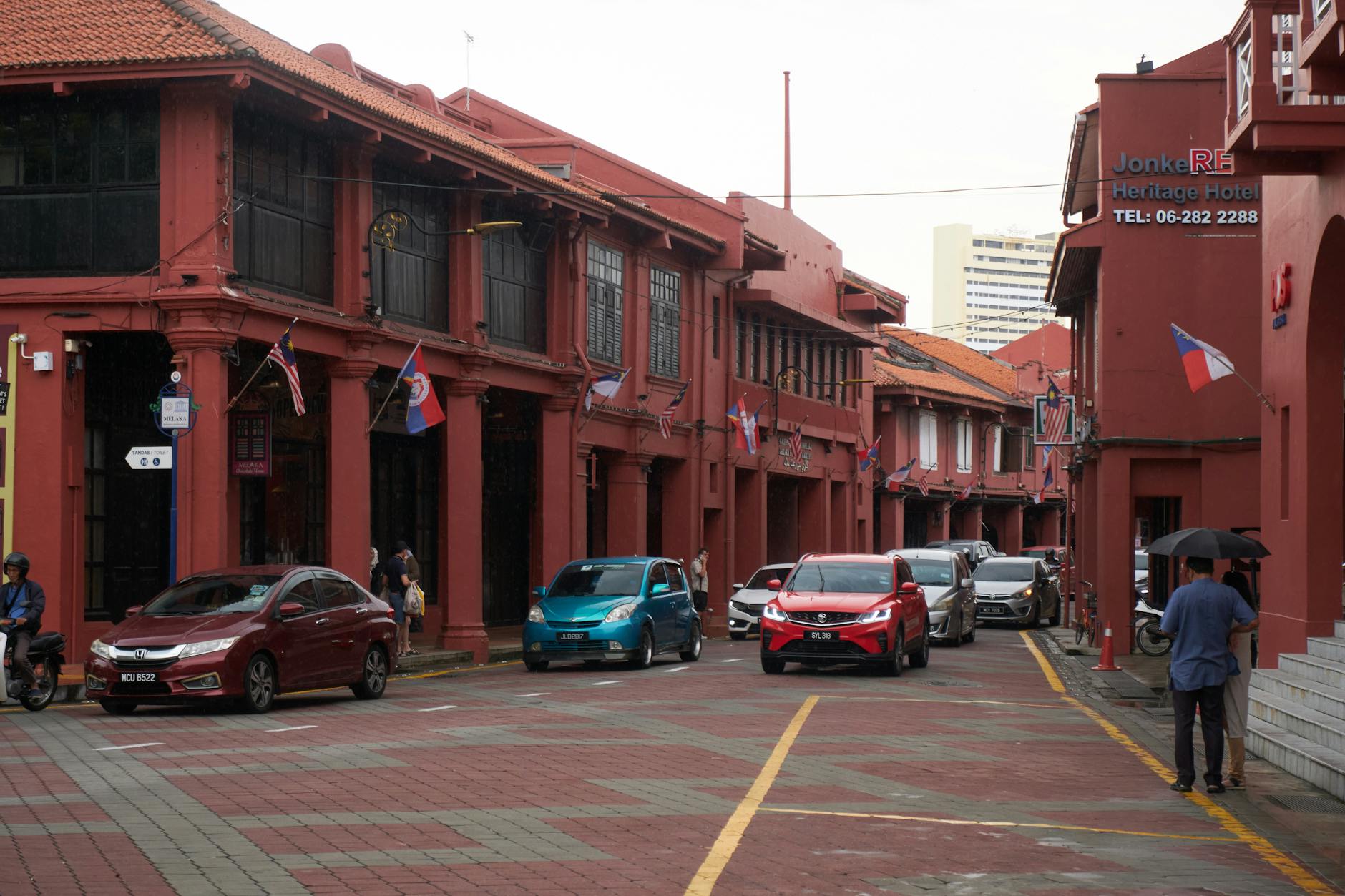George Town lodging and access planning context.