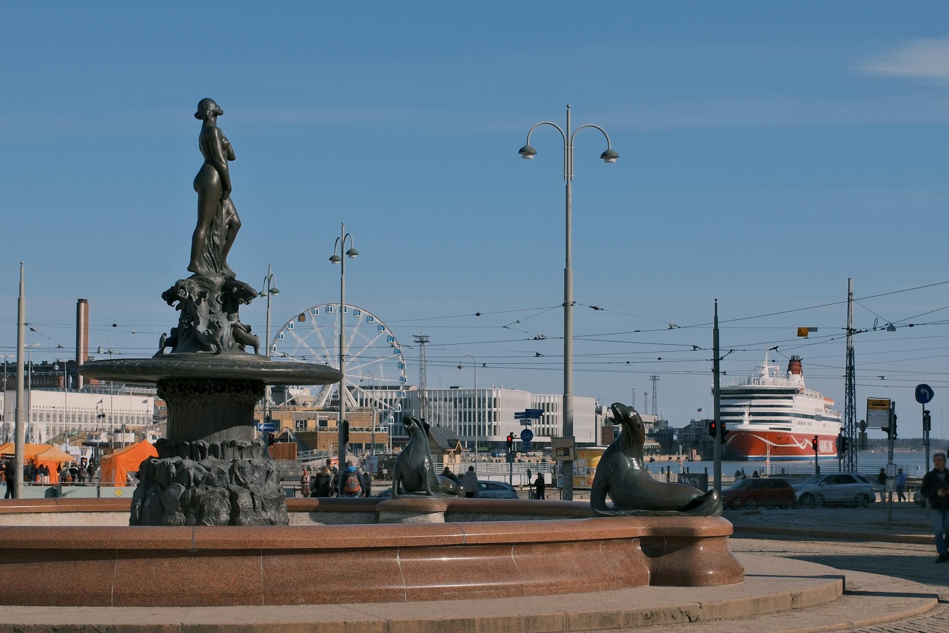 Havis Amanda fountain and Helsinki harbor ferry for port-call meal planning.