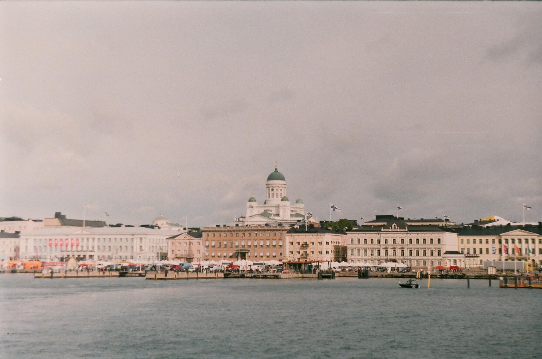 Helsinki Cathedral over the waterfront for first-time lodging planning.