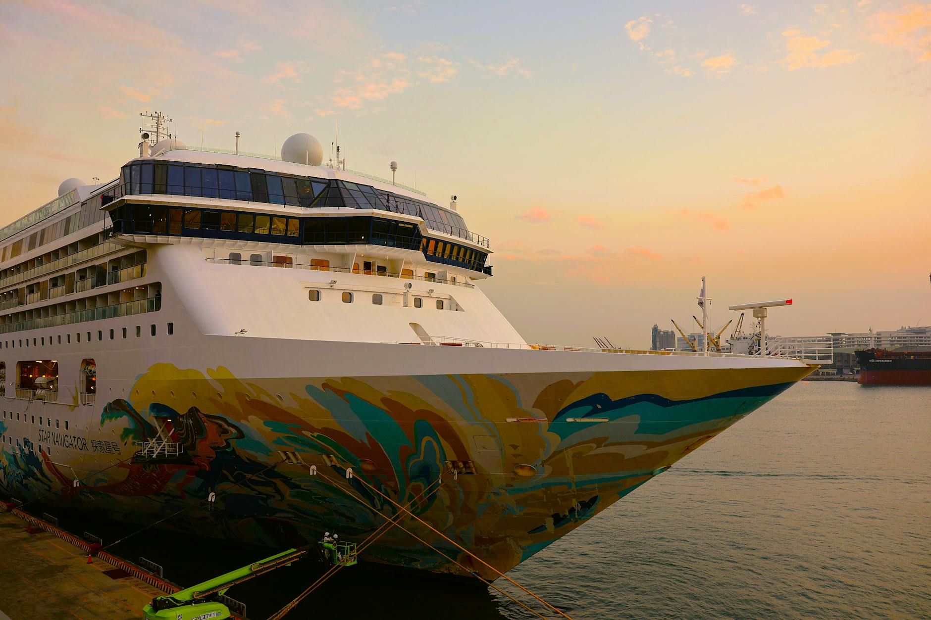 Taiwan harbor evening and Kaohsiung luxury dining route context.