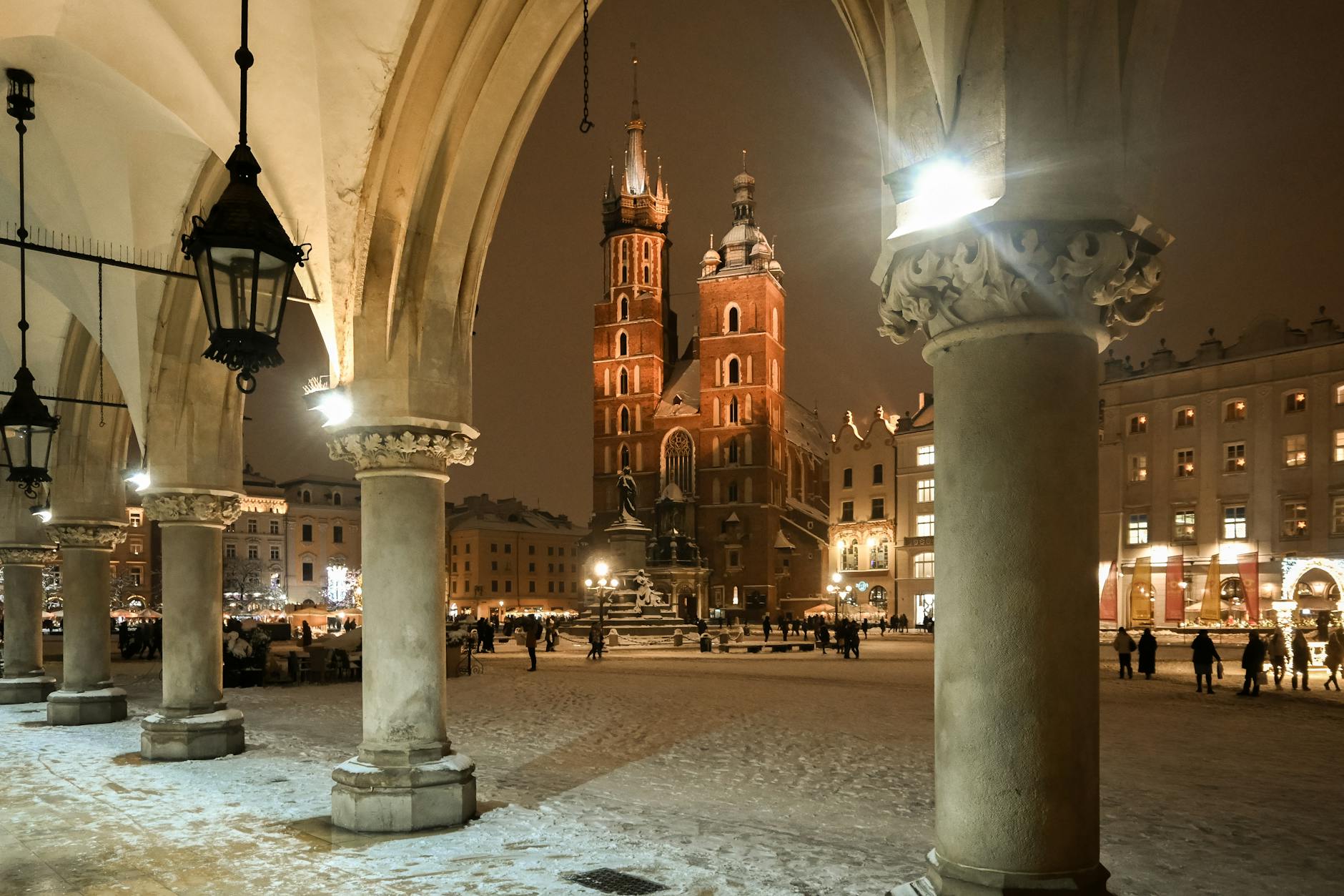 Krakow restaurant and meeting setting for consultant confidentiality planning.