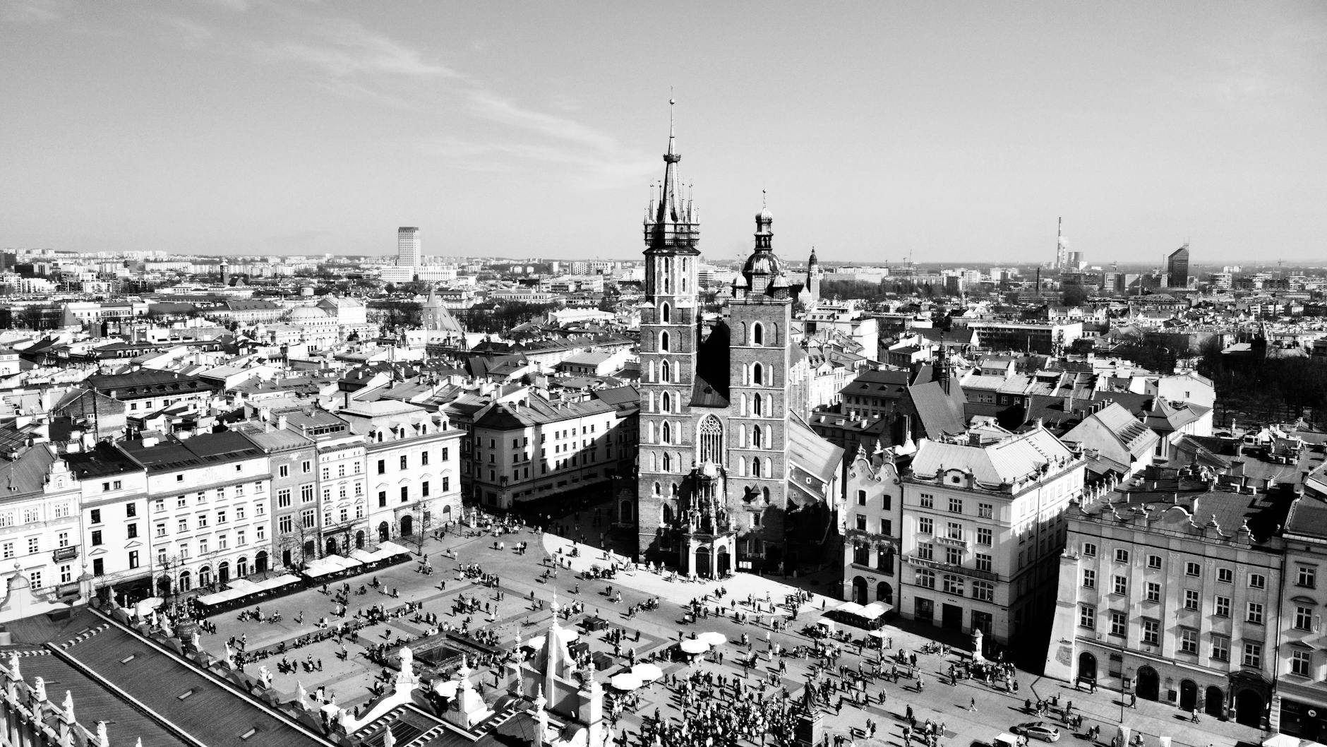 Krakow city approach for cruise or port-call transfer planning.