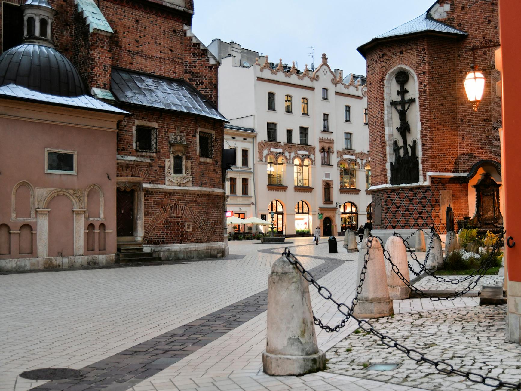 Krakow elegant Old Town setting for luxury travel planning.