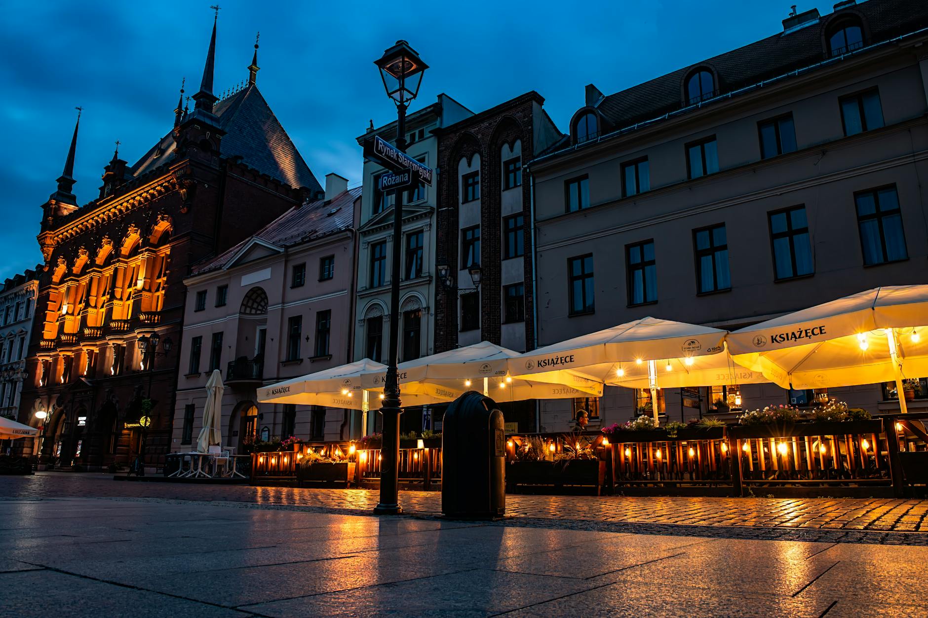 Krakow night street setting for nightlife-focused traveler planning.