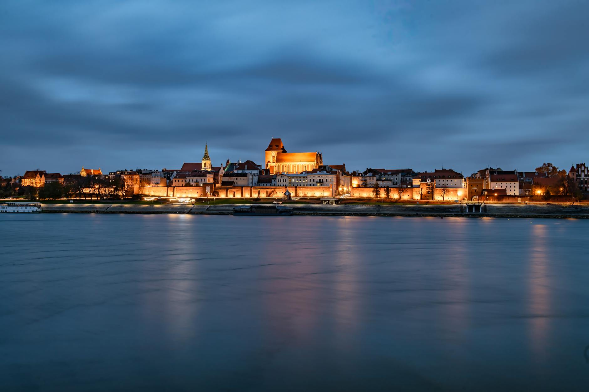 Krakow night skyline for nightlife-focused traveler report planning.