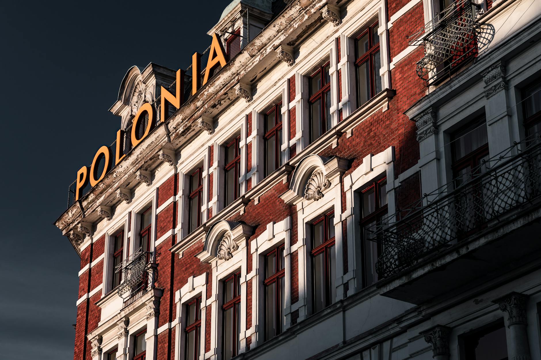 Krakow business hotel area for sales traveler geography planning.