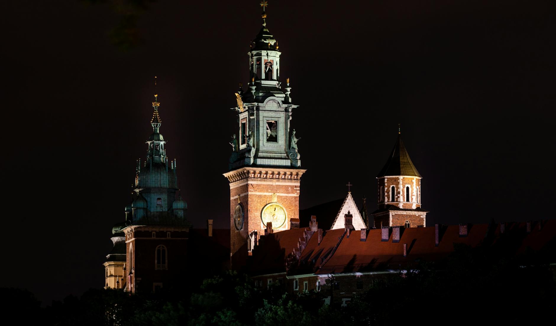 Krakow lodging area for medical routine travel planning.