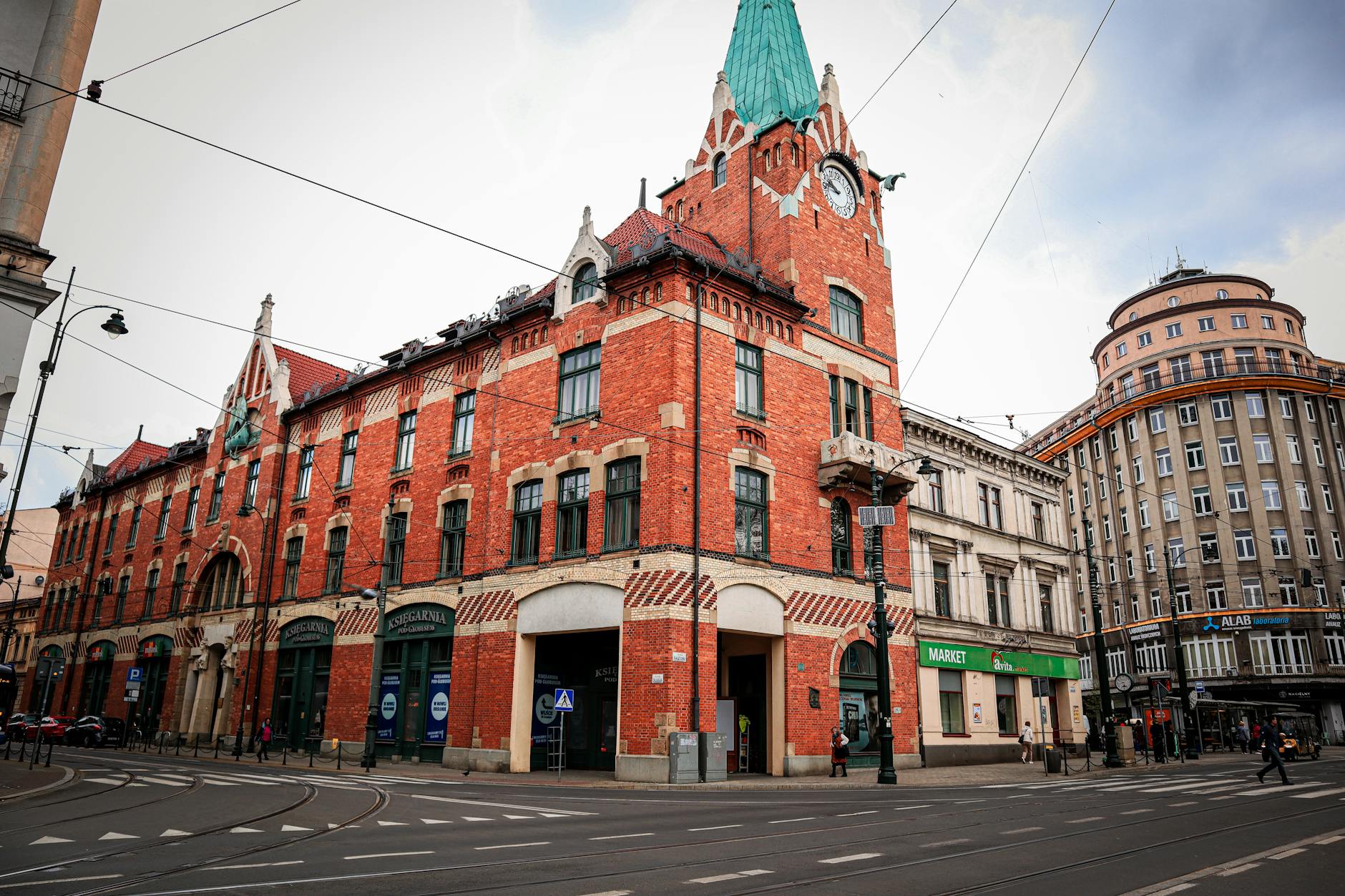 Krakow accessible hotel setting for medical-constraints lodging planning.