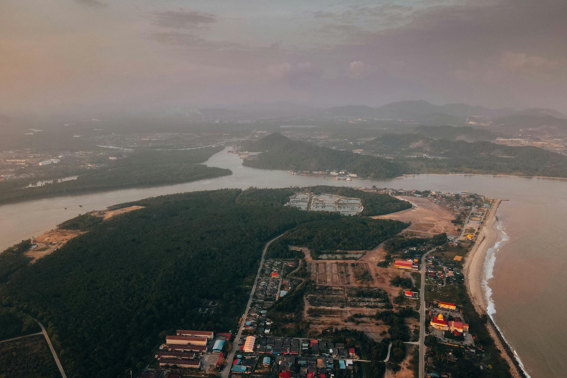 Langkawi mangrove and environmental reporting sensitivity context.