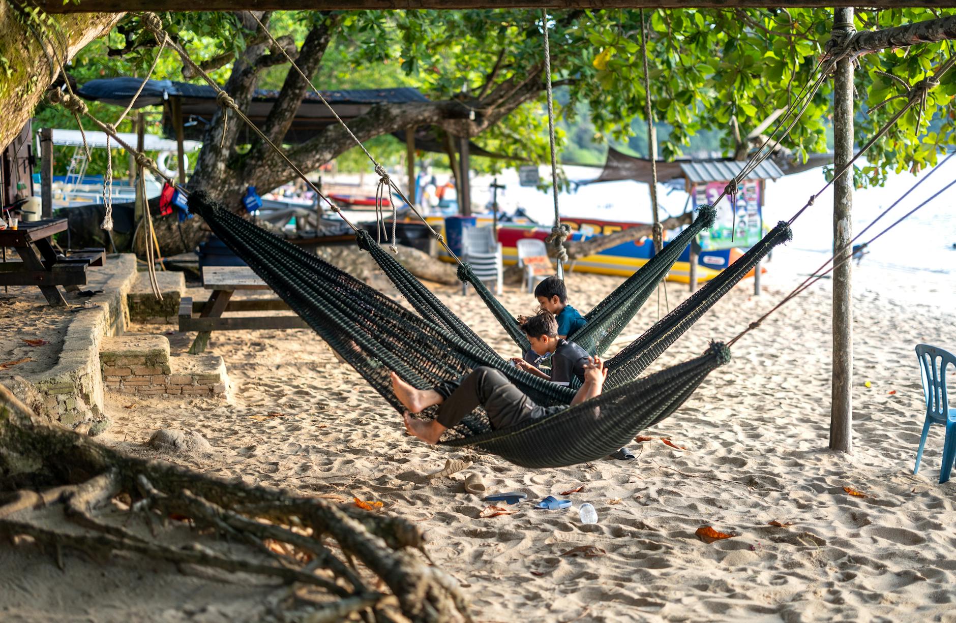 Langkawi solo traveler solitude, social contact, and pacing context.