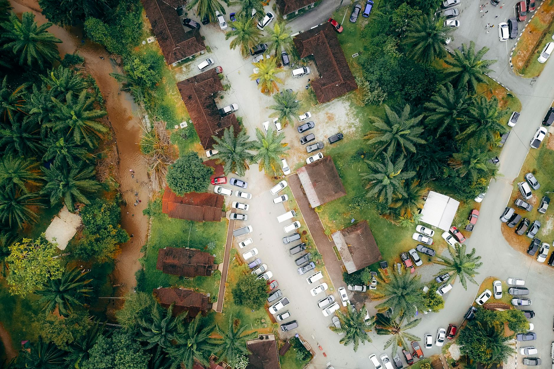 Langkawi event transport and trade-show schedule planning context.