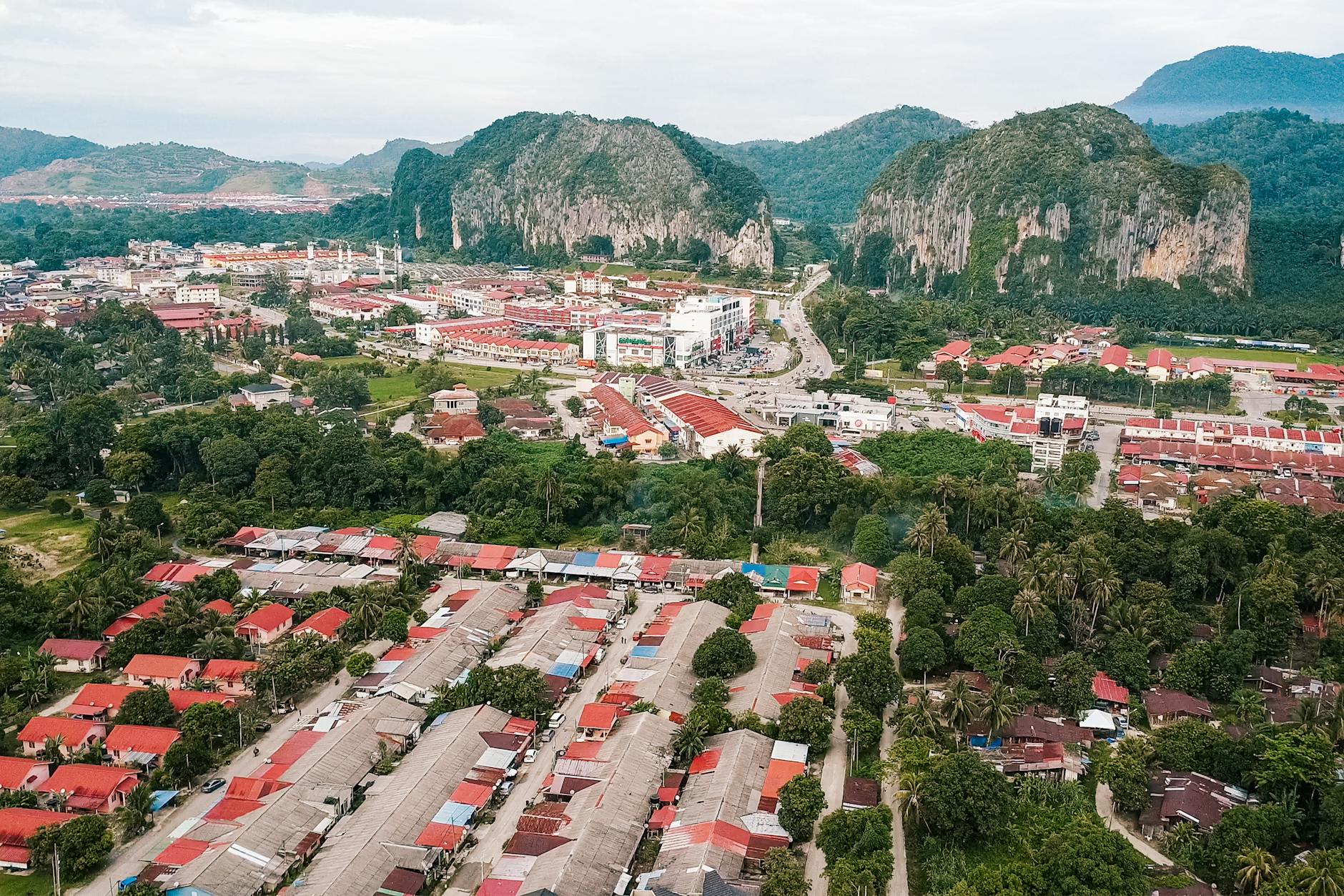 Langkawi community setting and NGO host-capacity planning context.
