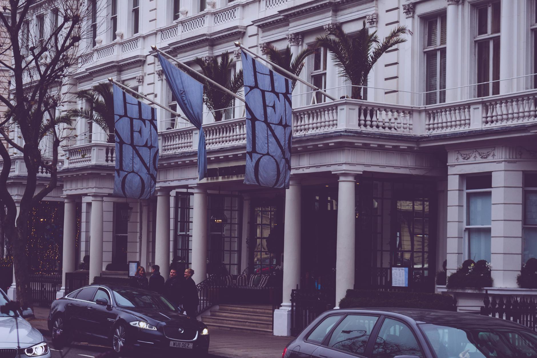 London hotel street context for conference lodging decisions