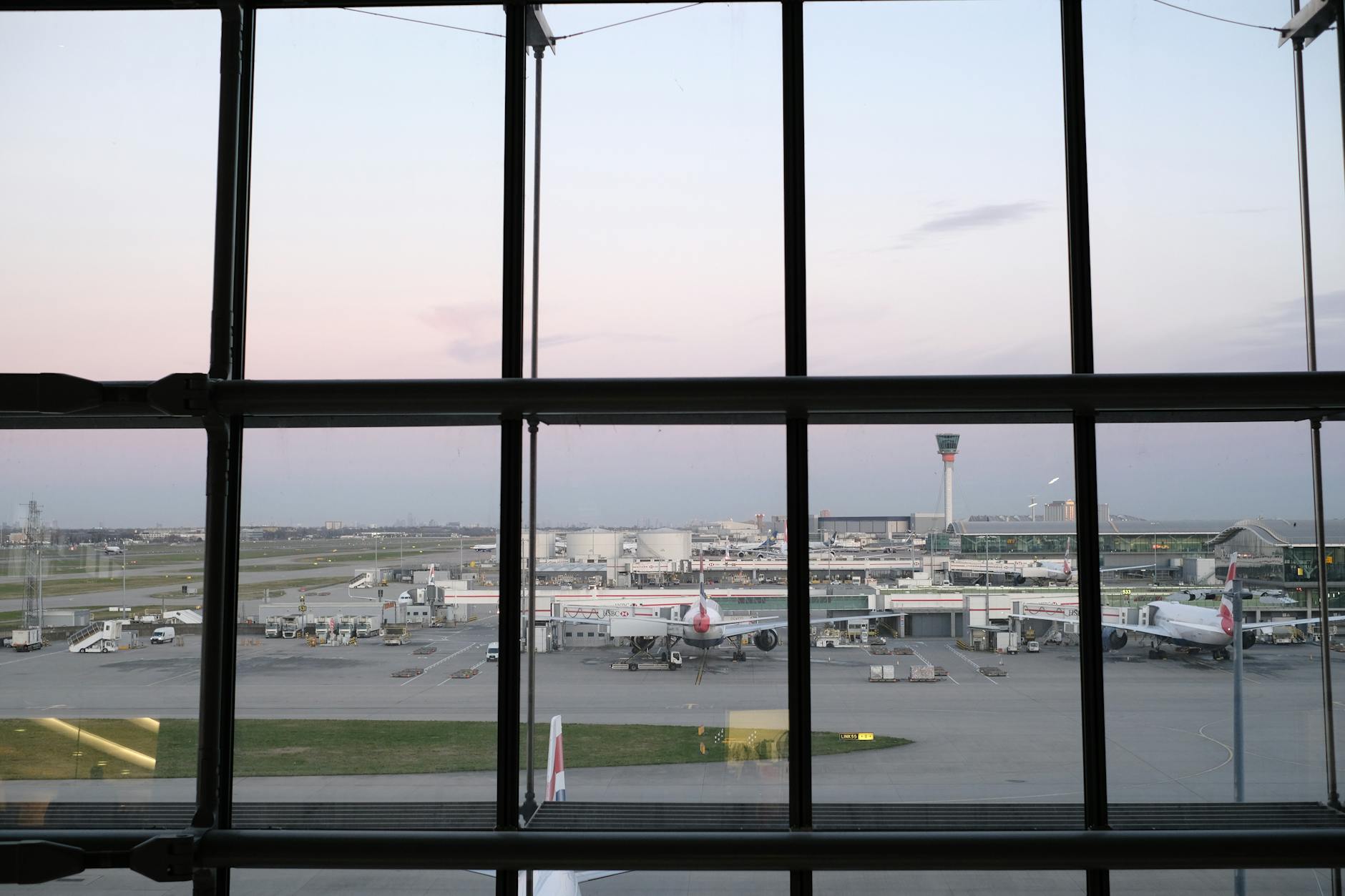 What To Consider For Short-Term Travel To London As A Transit Or Stopover Traveler