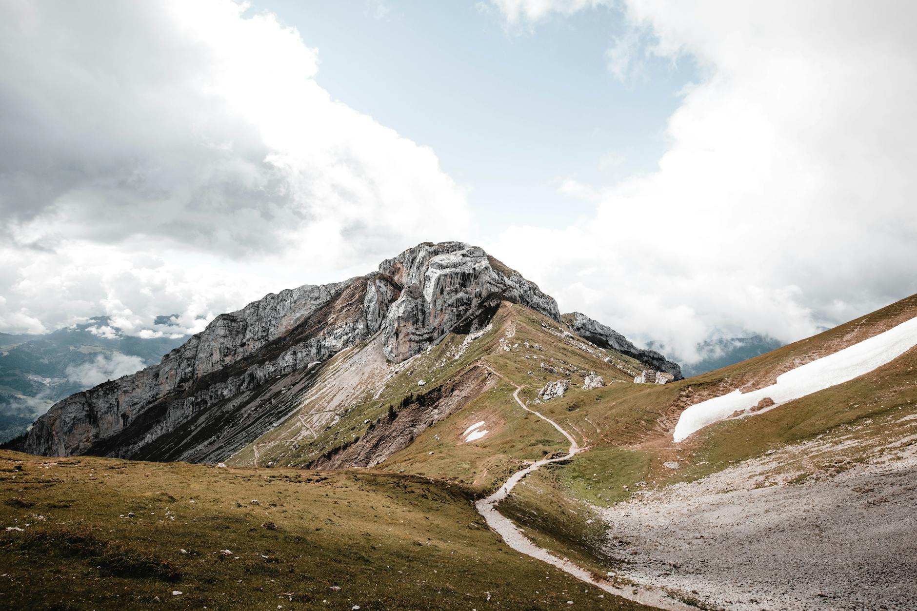 Rugged Swiss Alps trail near Lucerne for outdoor goal planning.