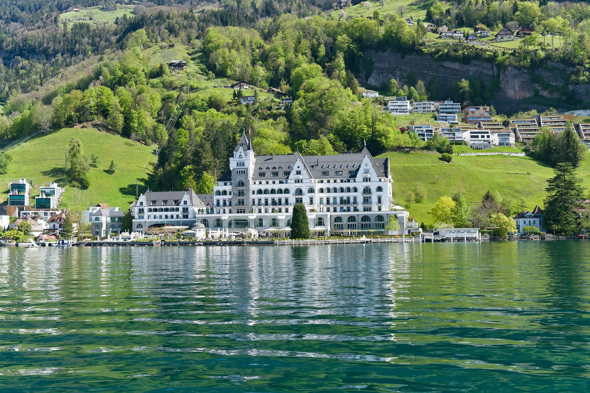 Lake Lucerne hotel context for business hotel selection.