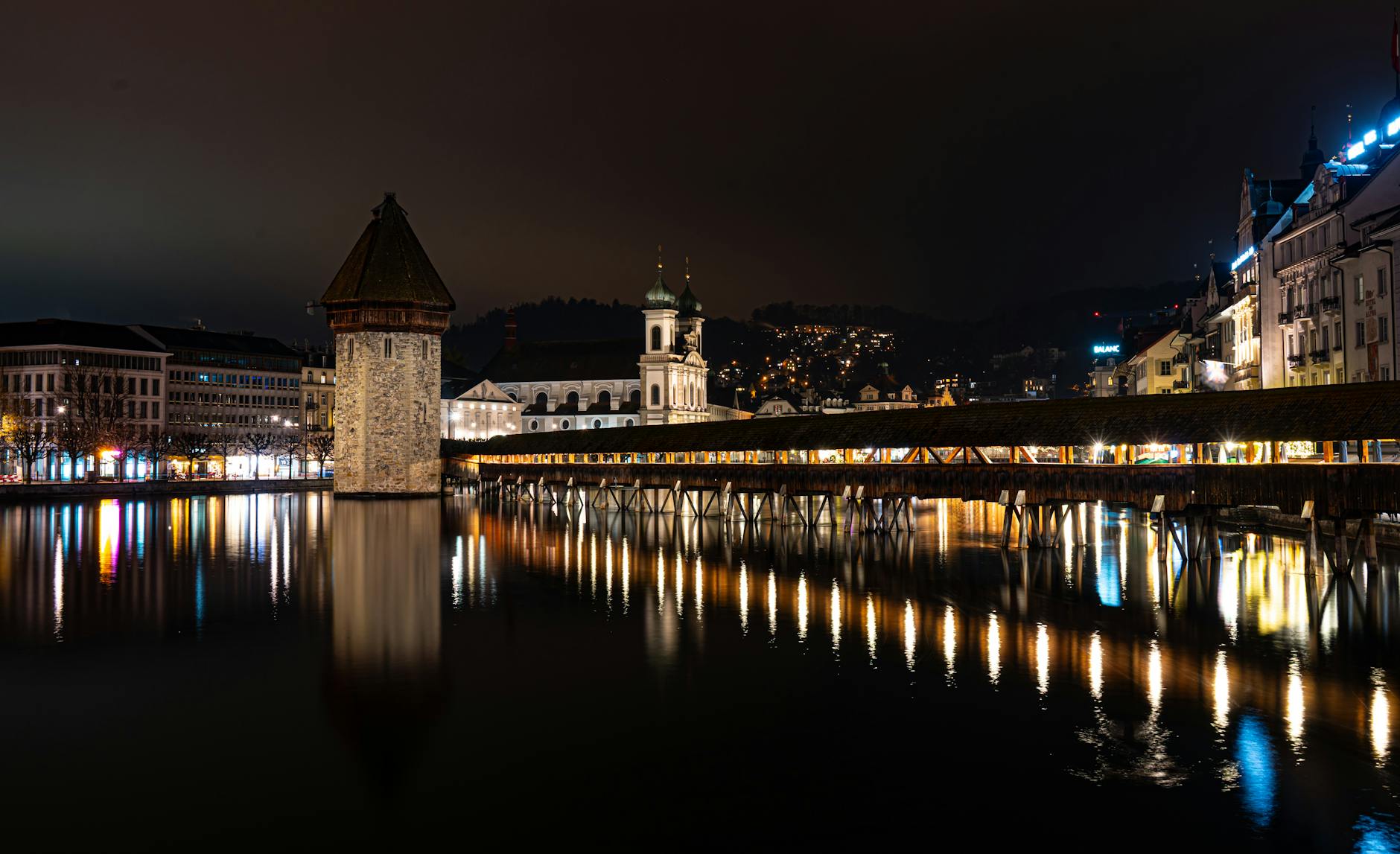 Night reflections at Chapel Bridge for Lucerne creator shot-list planning.
